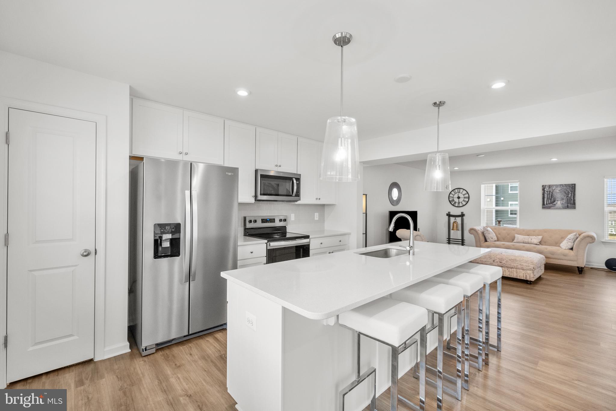 RIVERSIDE - Residential