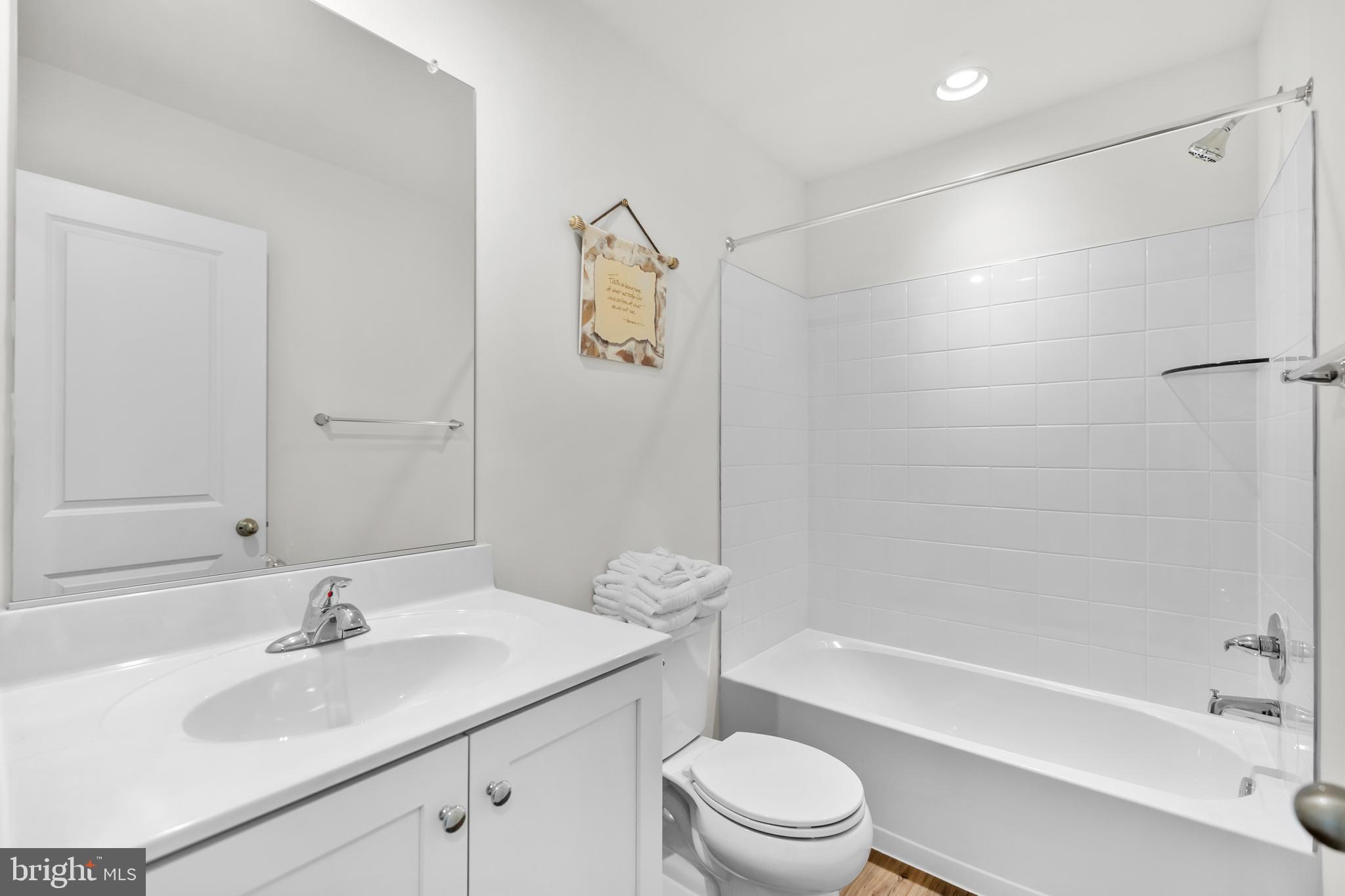 RIVERSIDE - Residential