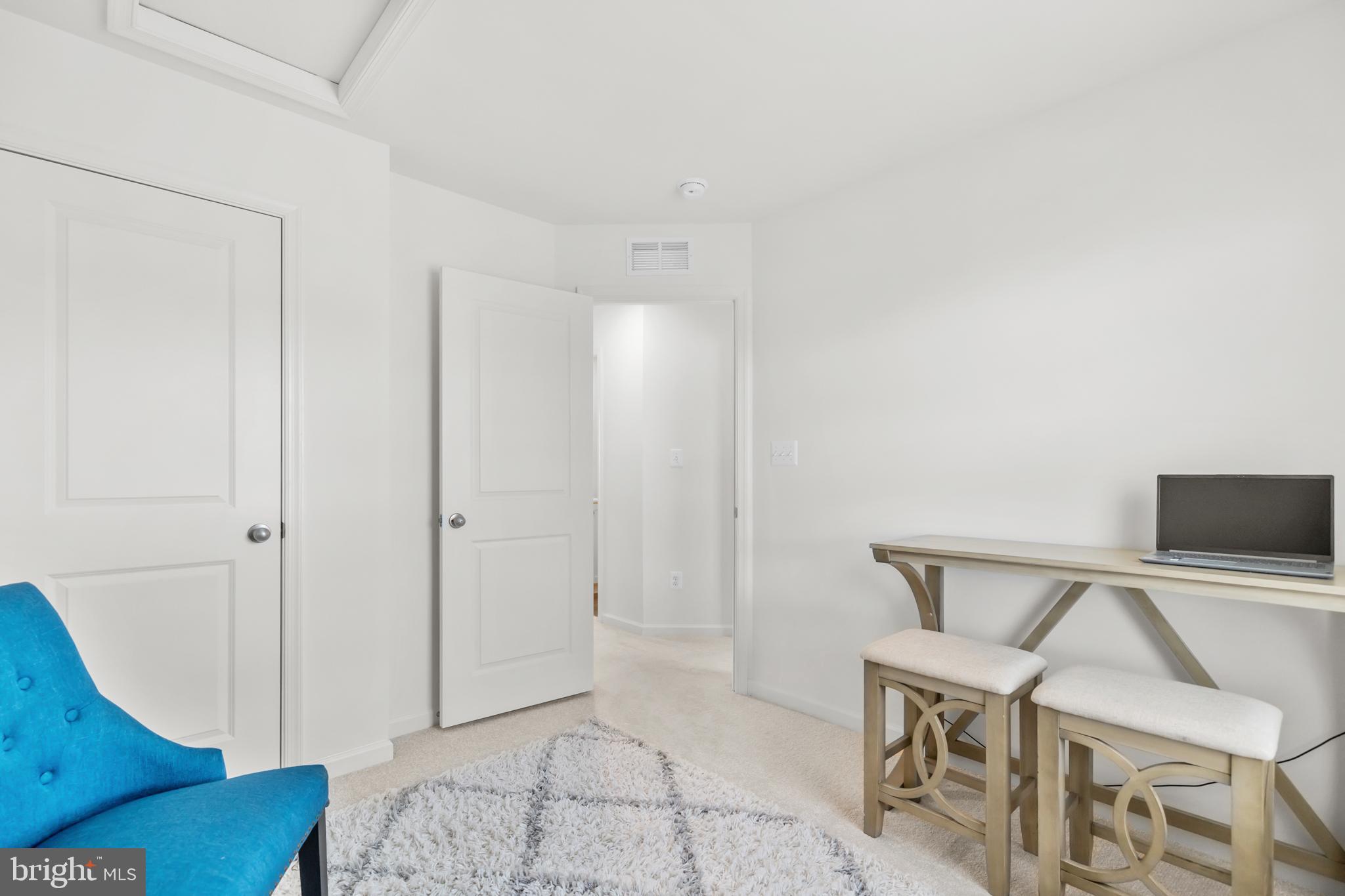 RIVERSIDE - Residential