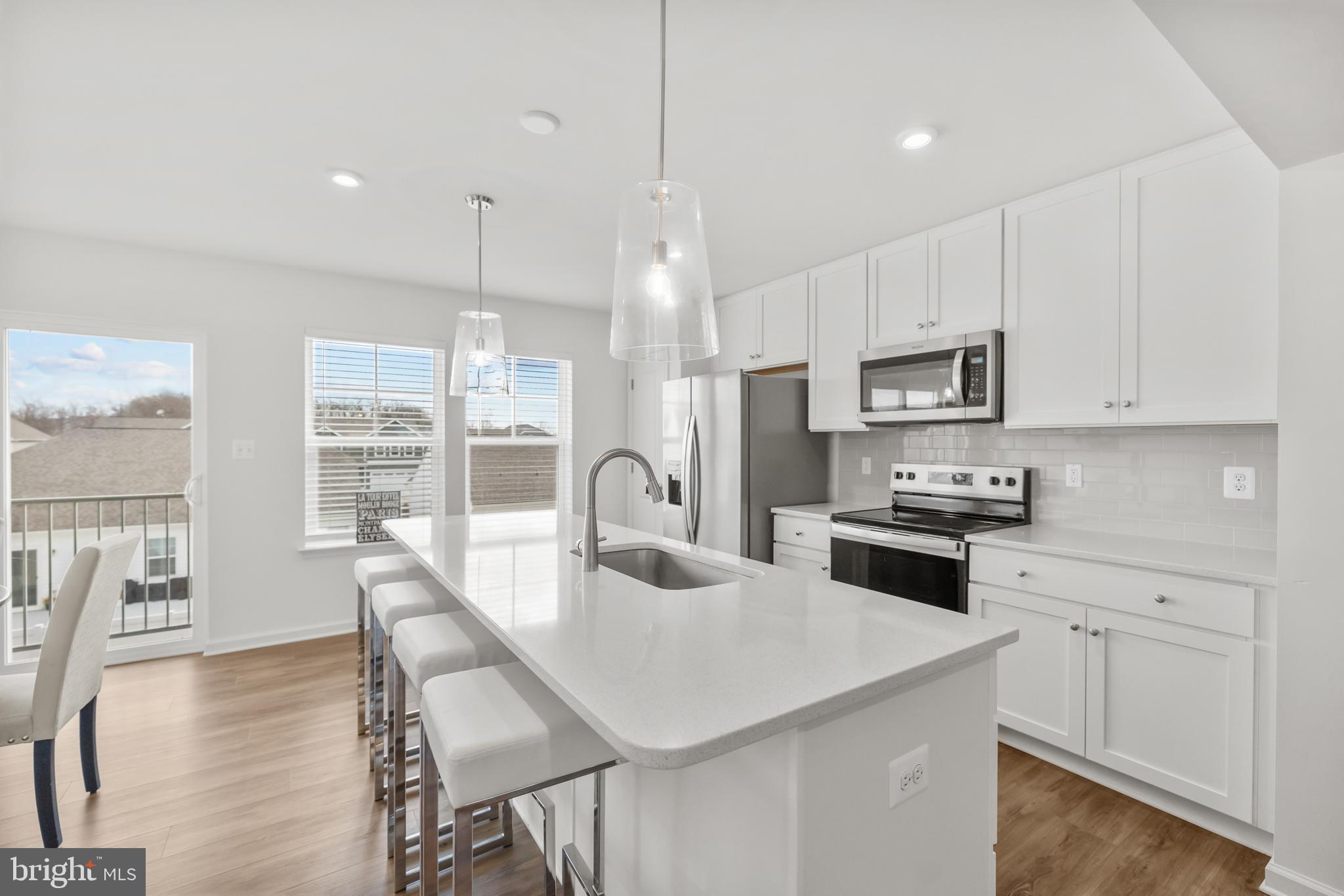 RIVERSIDE - Residential