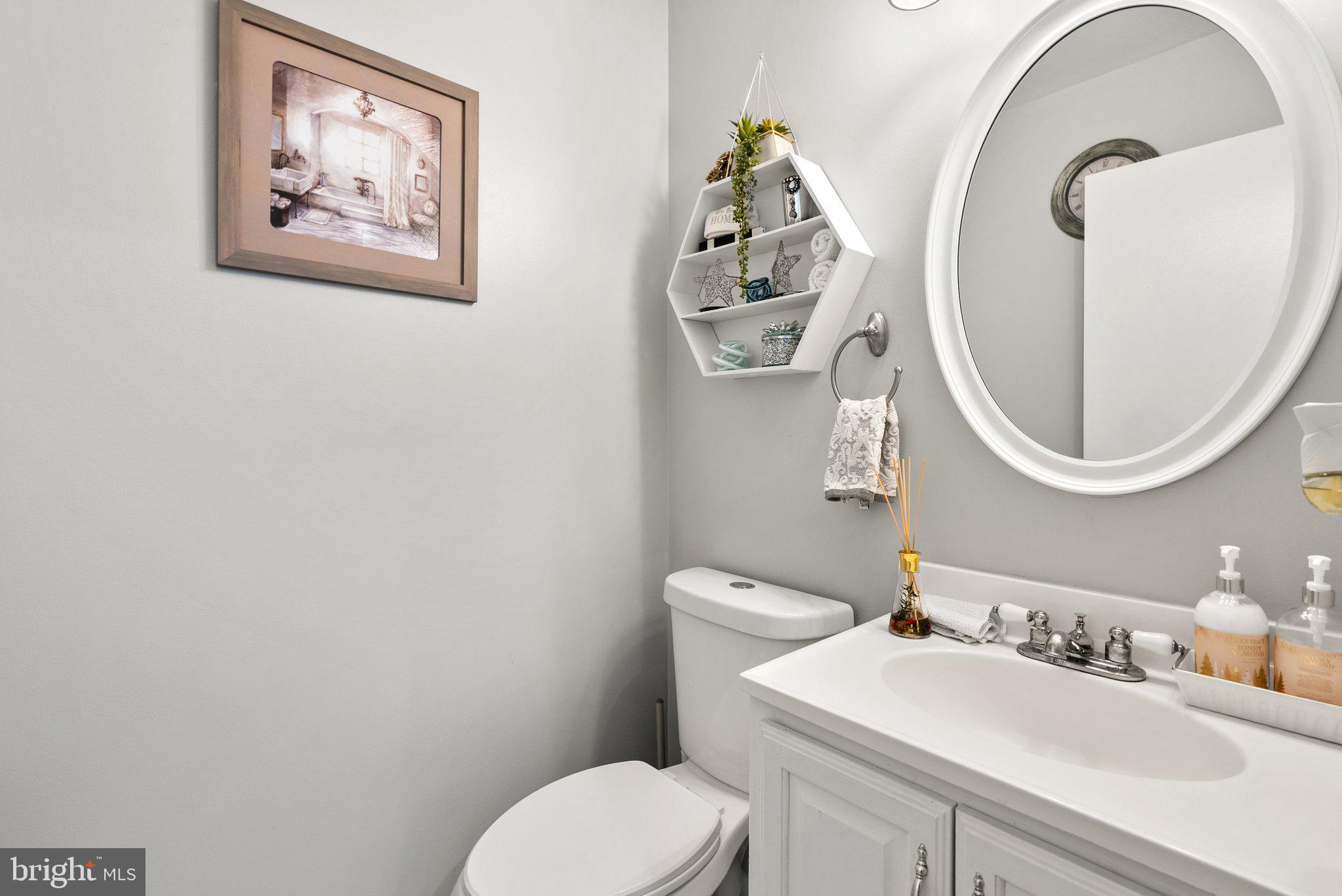 STONEGATE - Residential