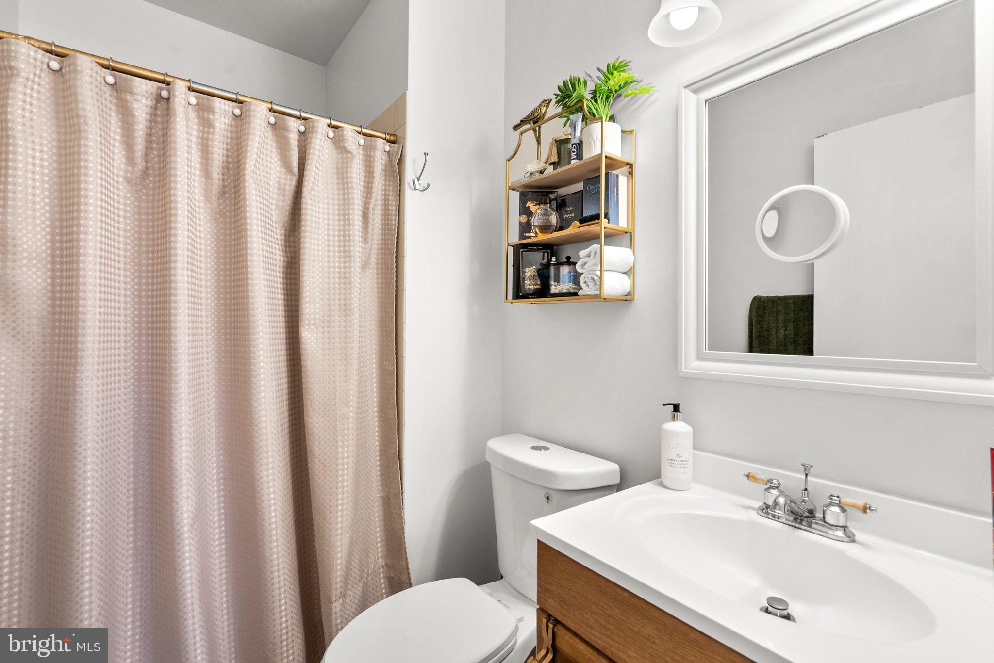 STONEGATE - Residential