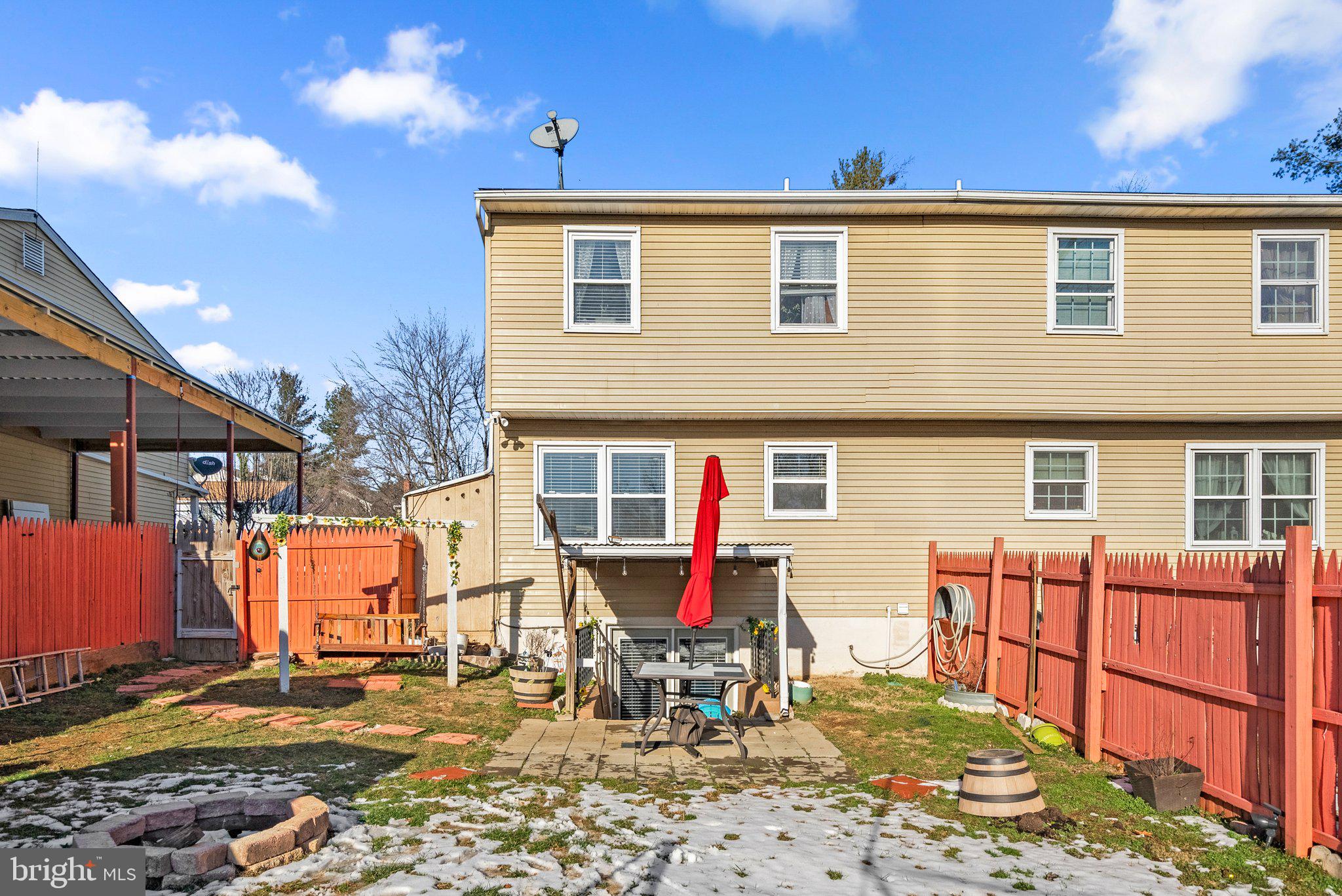 STONEGATE - Residential