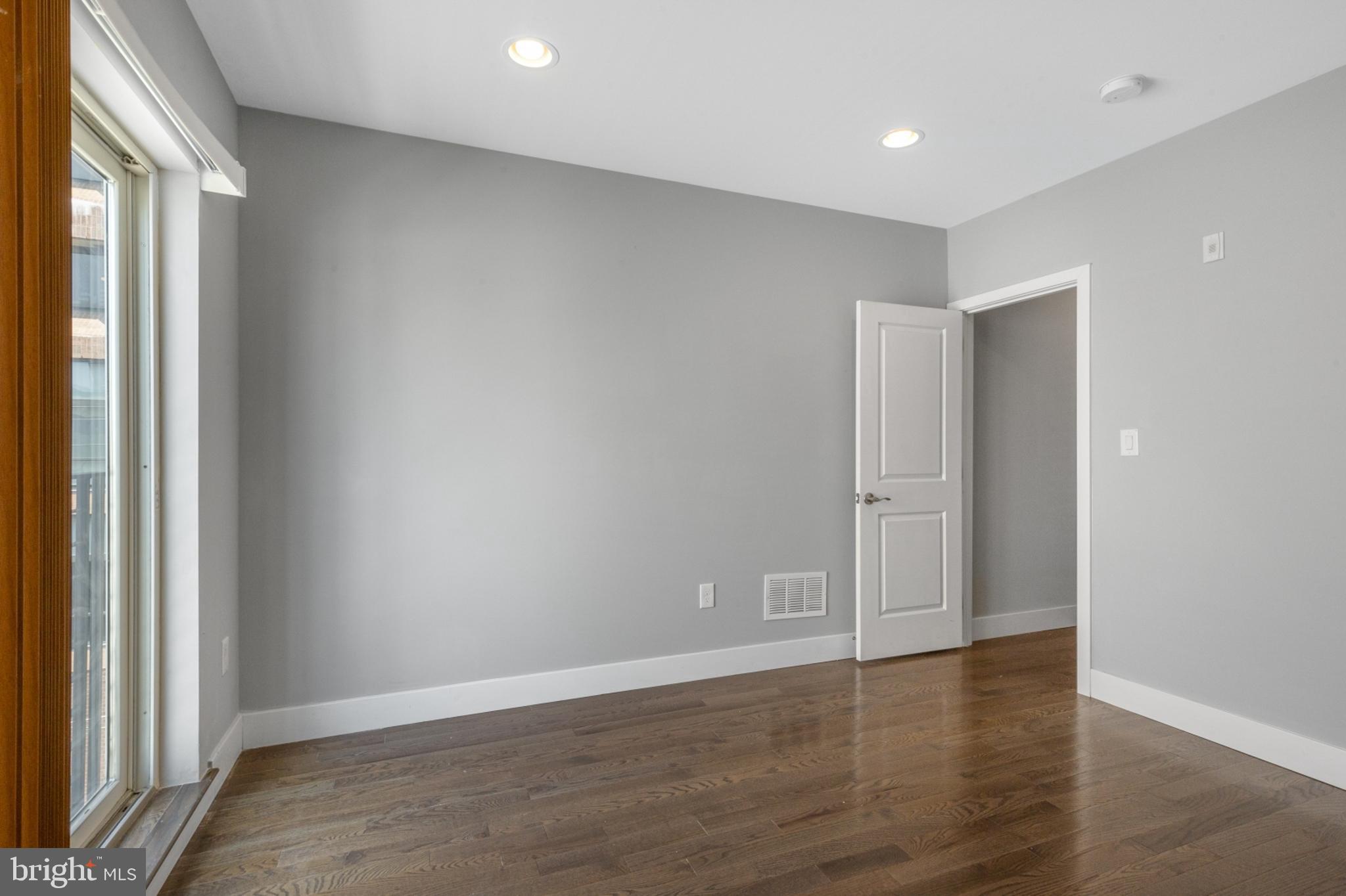 FRANCISVILLE - Residential Lease