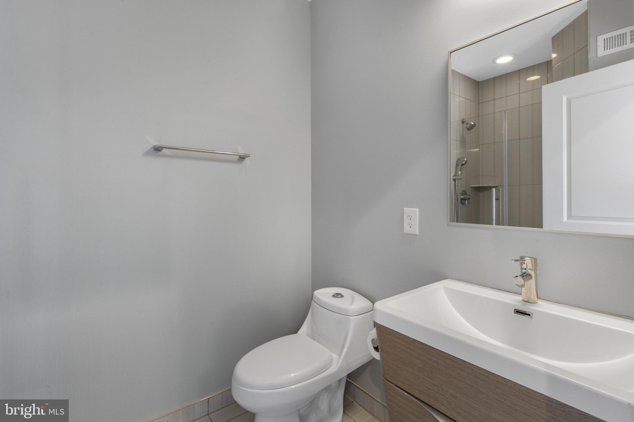 FRANCISVILLE - Residential Lease