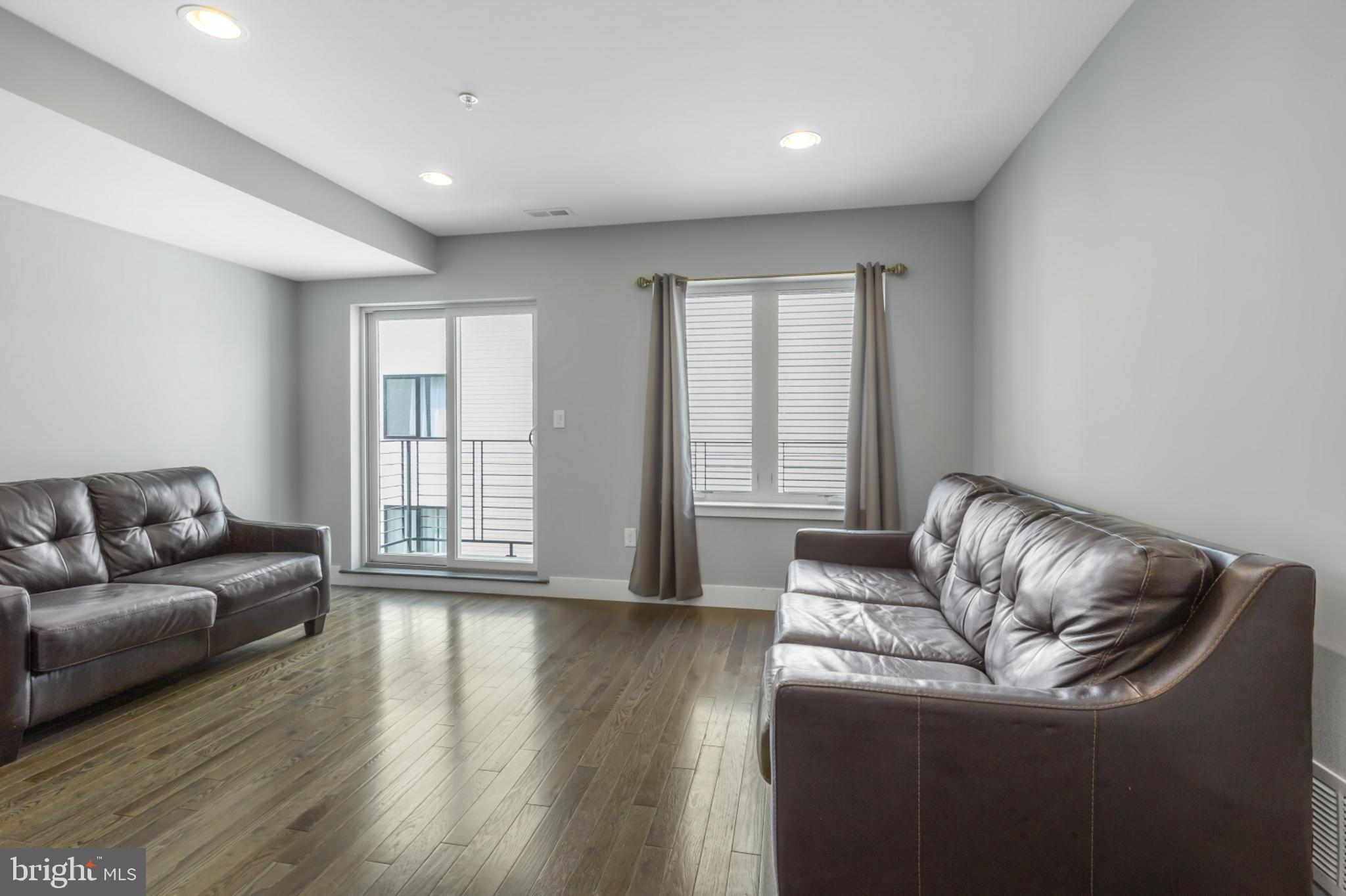 FRANCISVILLE - Residential Lease