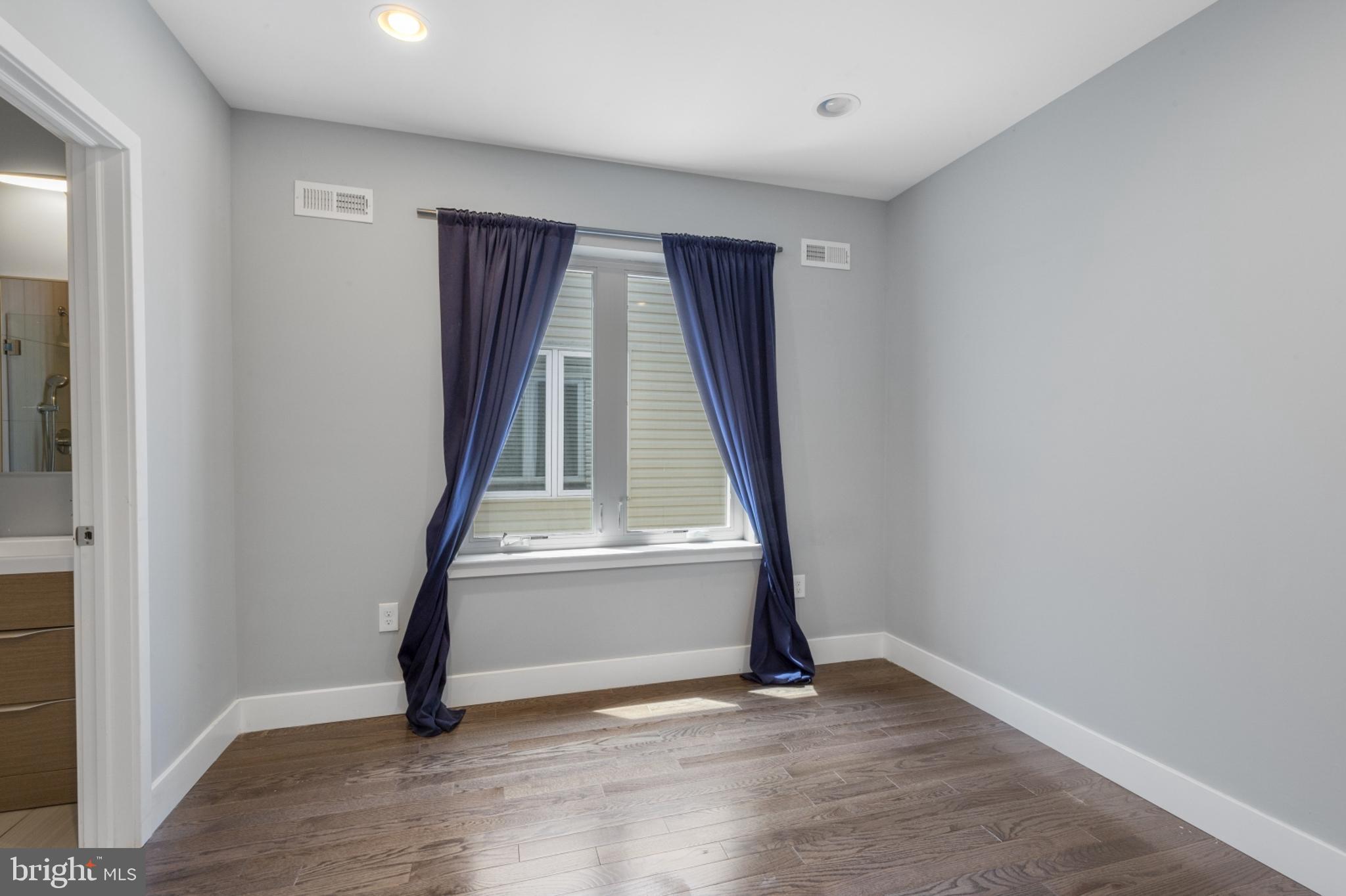 FRANCISVILLE - Residential Lease