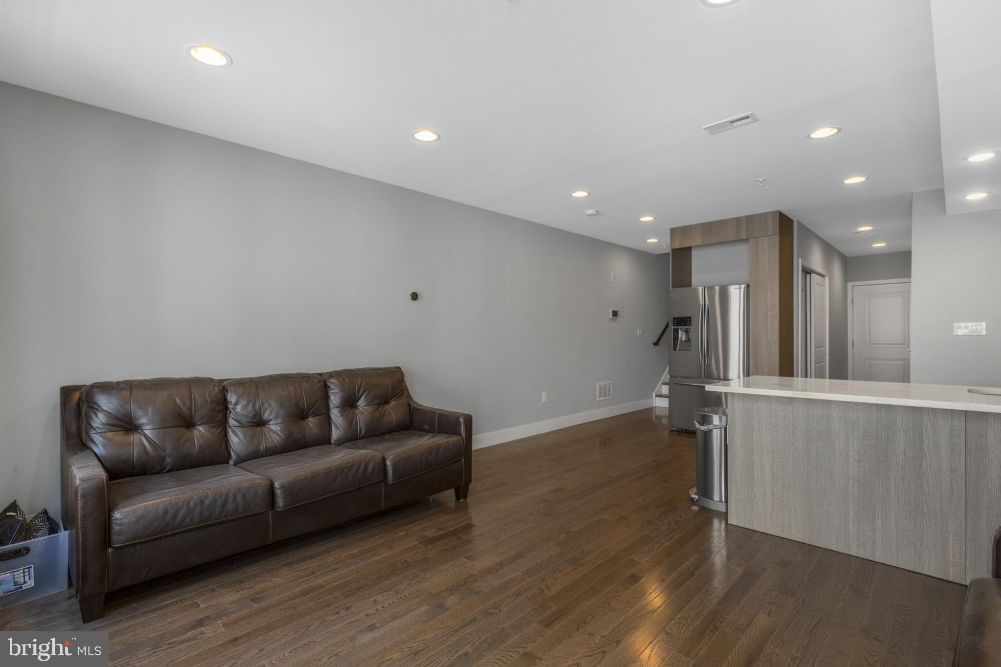 FRANCISVILLE - Residential Lease