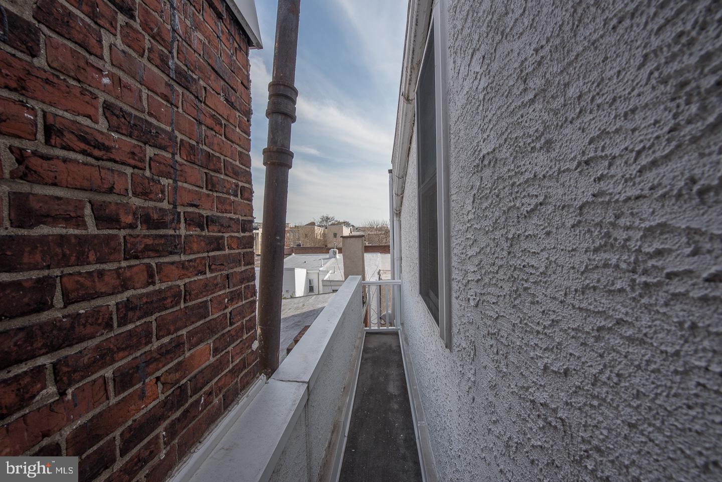 GRADUATE HOSPITAL - Residential Lease