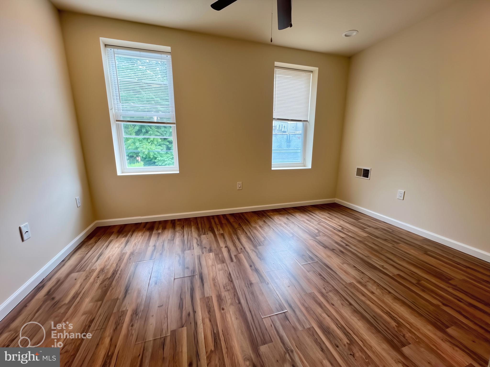 2236 N CARLISLE STREET