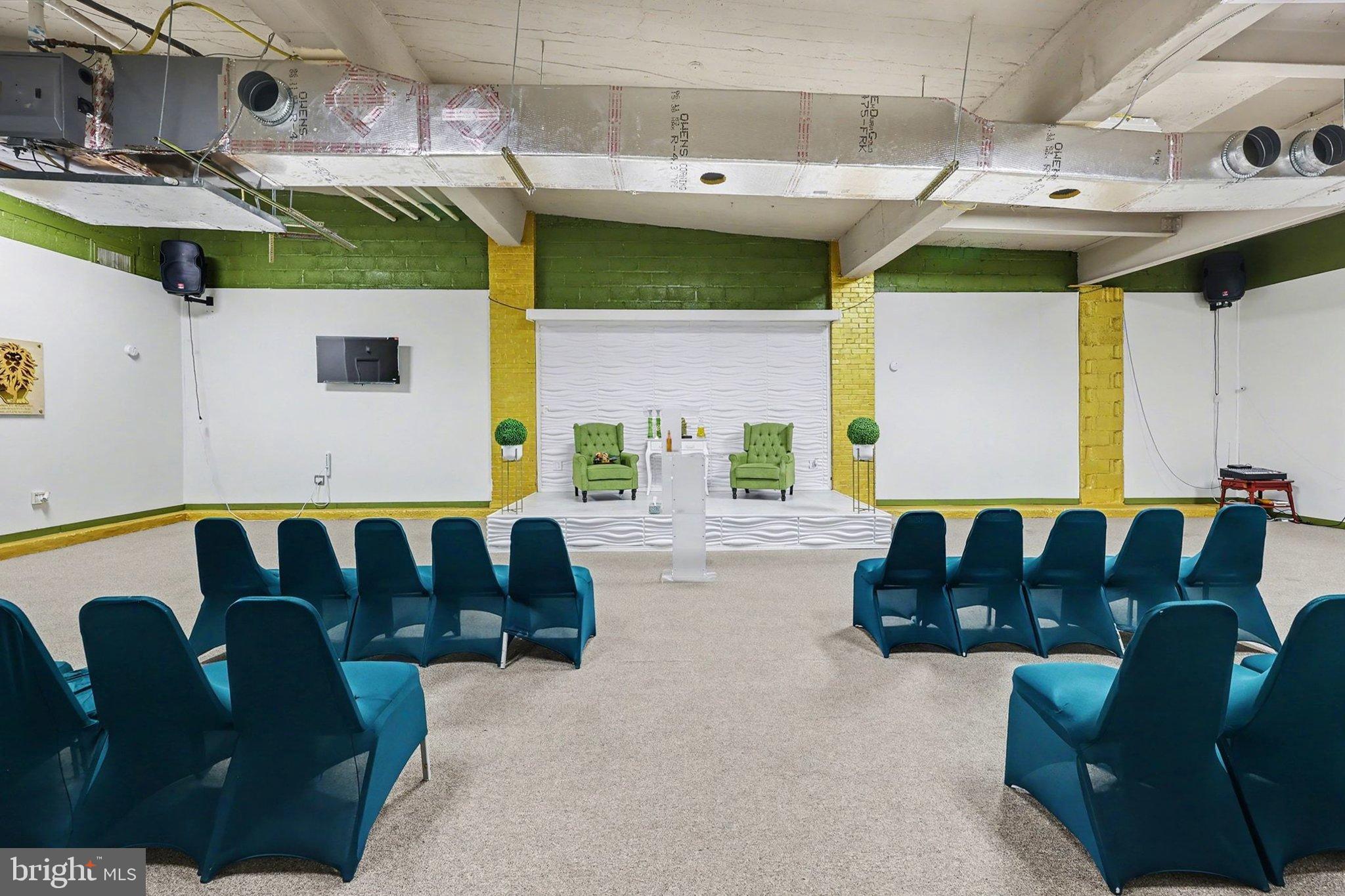 DAUPHIN COUNTY - Commercial Sale