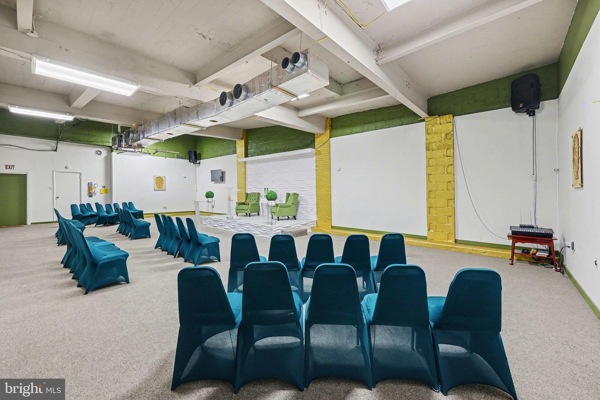 DAUPHIN COUNTY - Commercial Sale