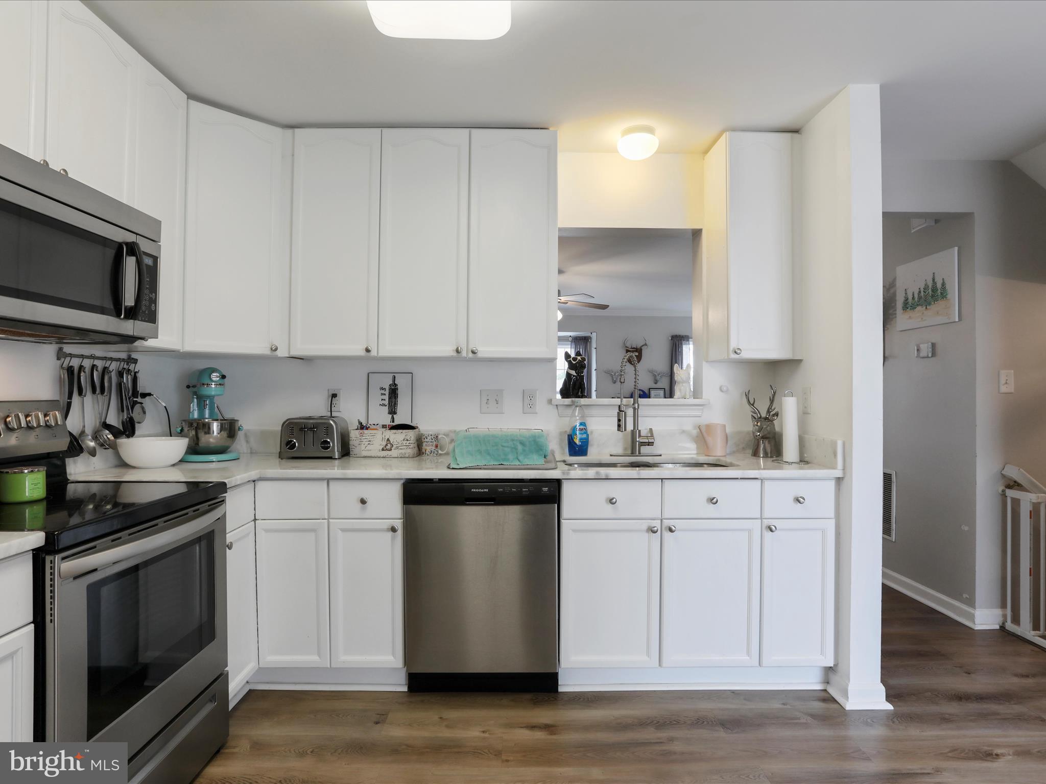 MANOR PARK - Residential