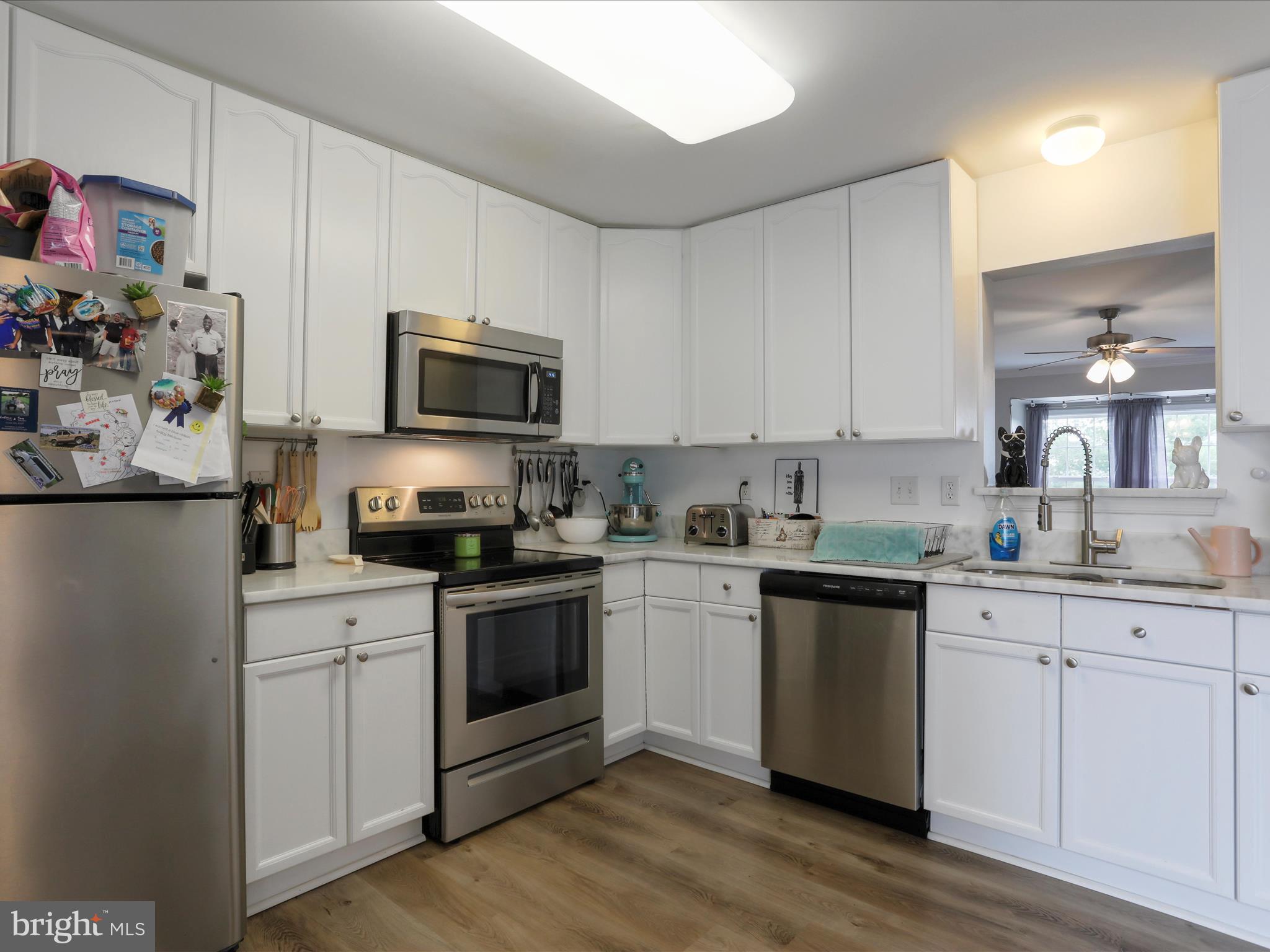 MANOR PARK - Residential