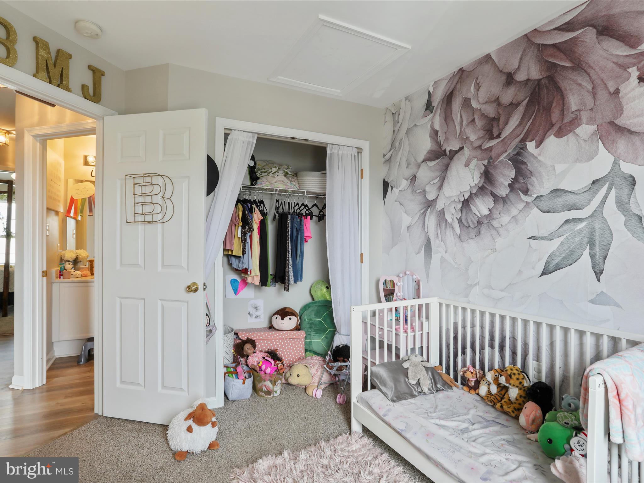 MANOR PARK - Residential