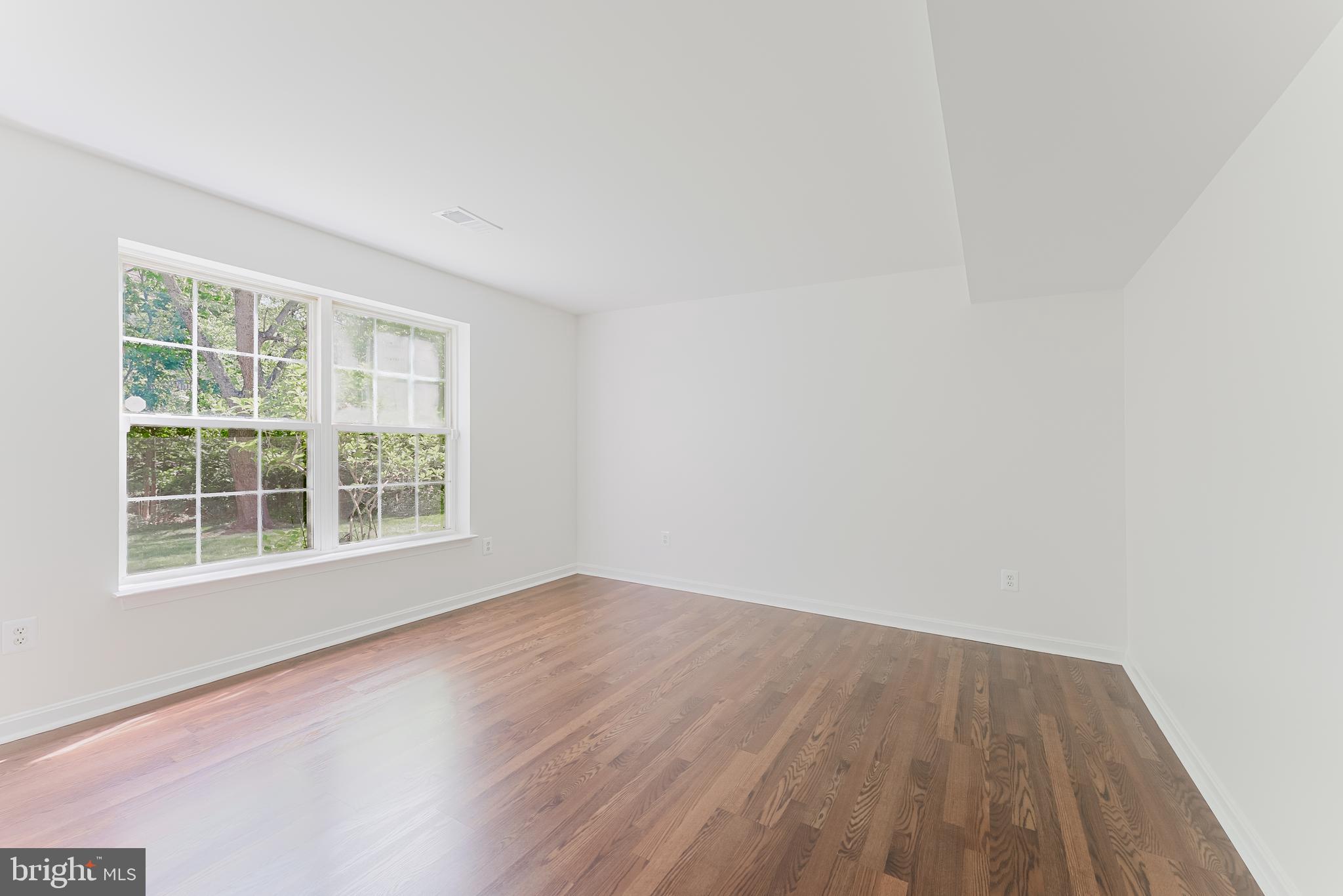 SAYBROOKE - Residential