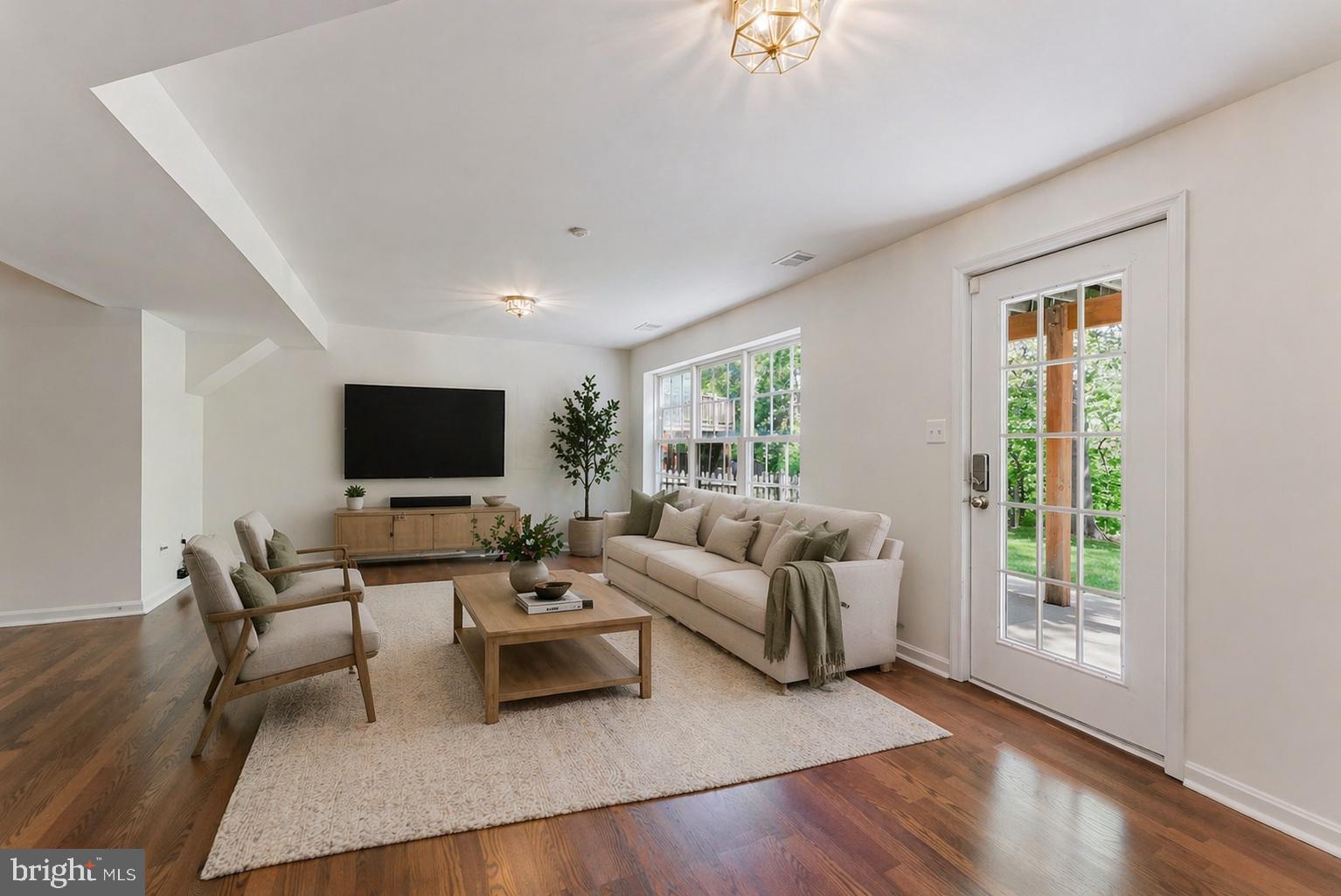 SAYBROOKE - Residential