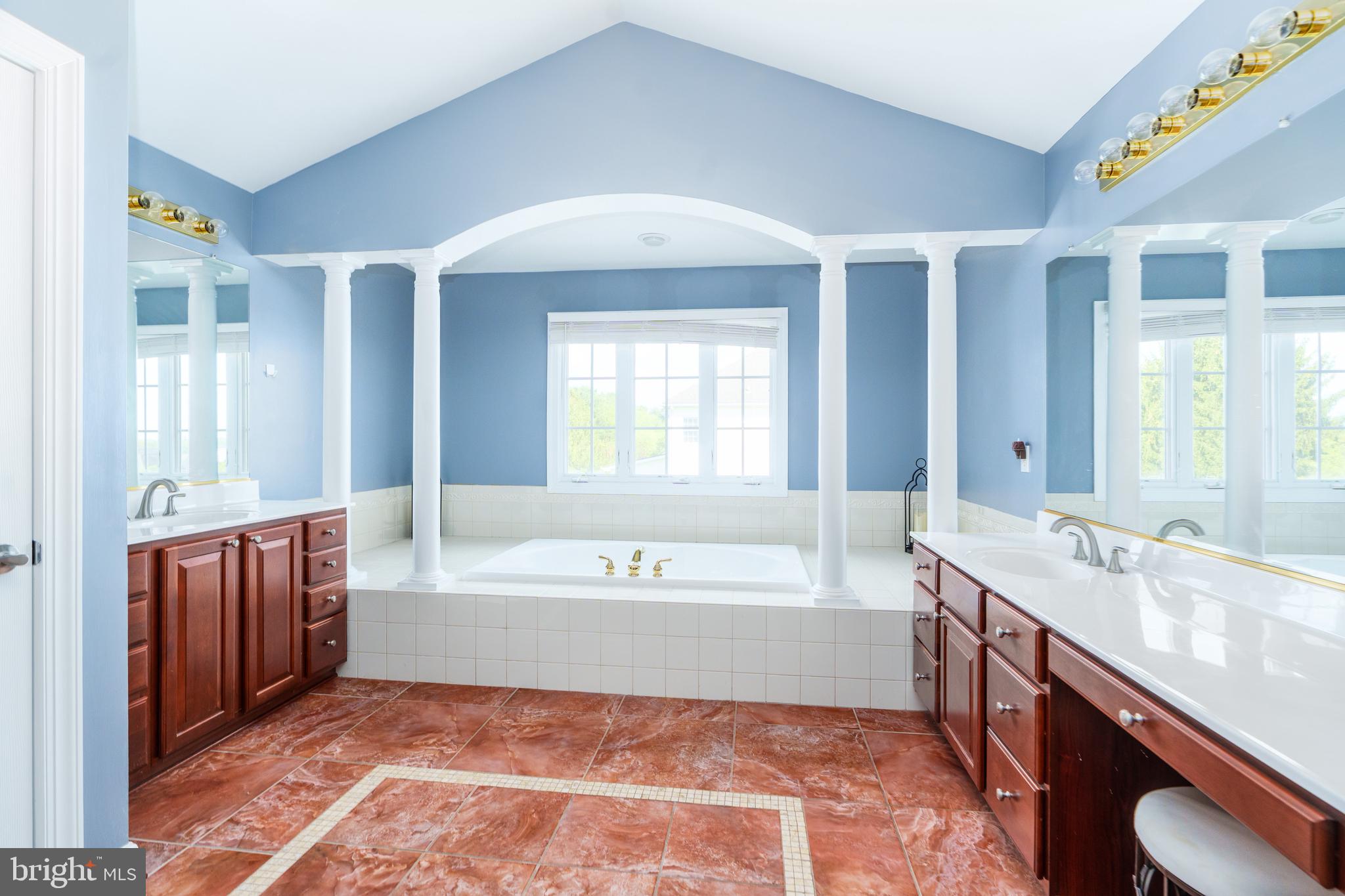 THE RESERVE AT ELK RIVER - Residential