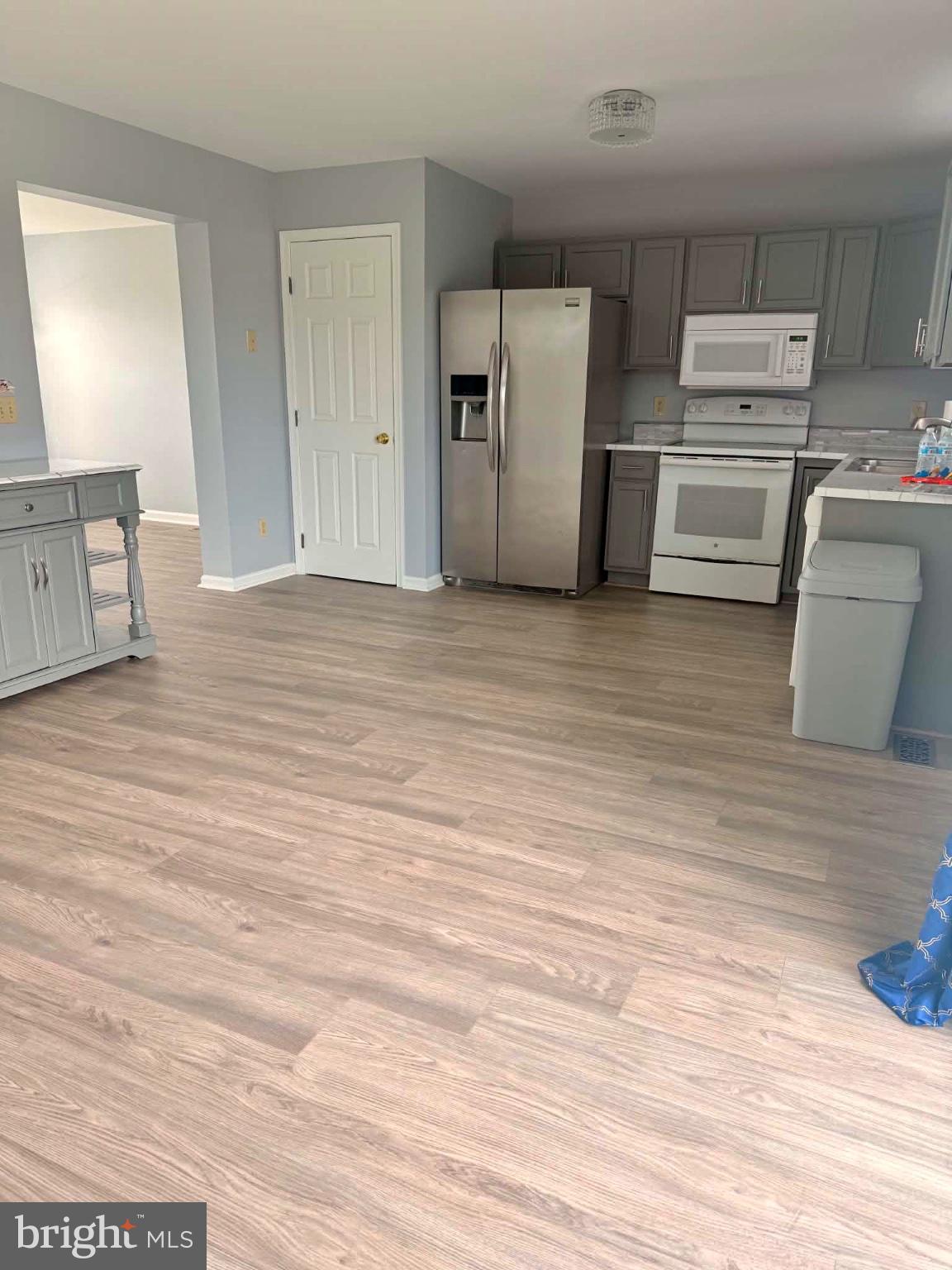 TRIMBLE FIELDS - Residential