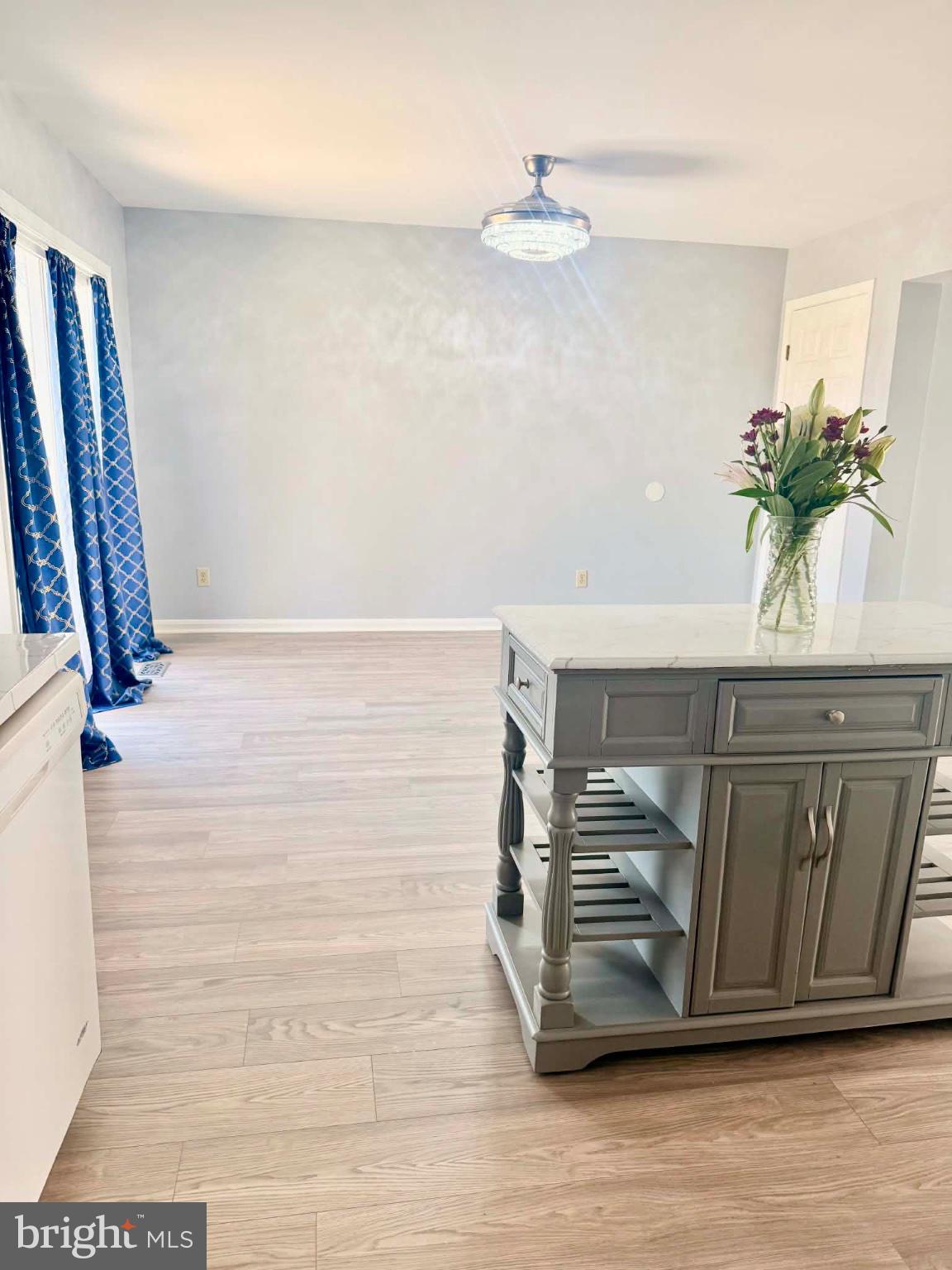 TRIMBLE FIELDS - Residential