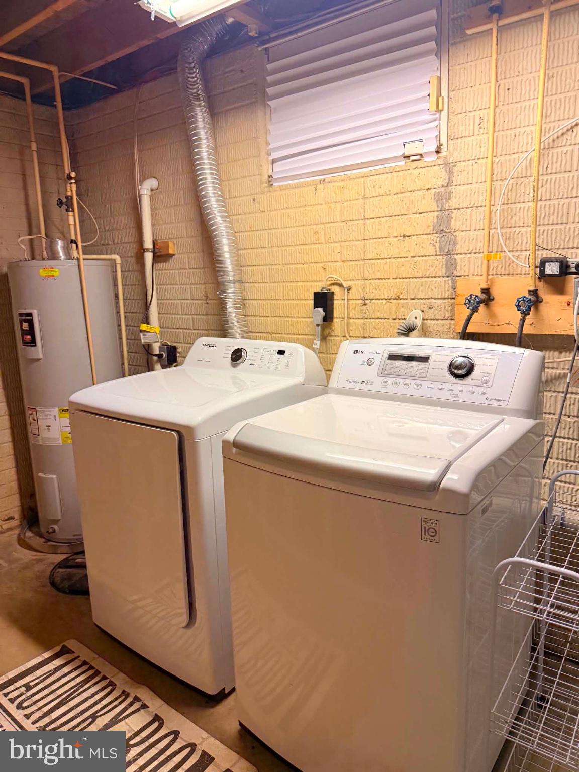 TRIMBLE FIELDS - Residential