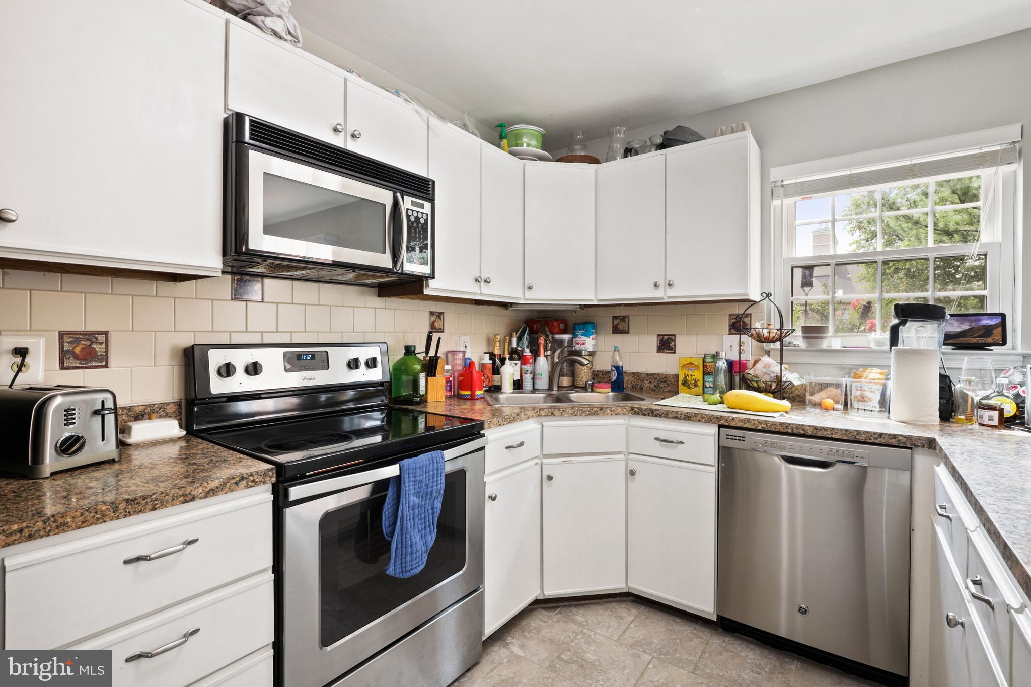 LOVETON FARMS - Residential