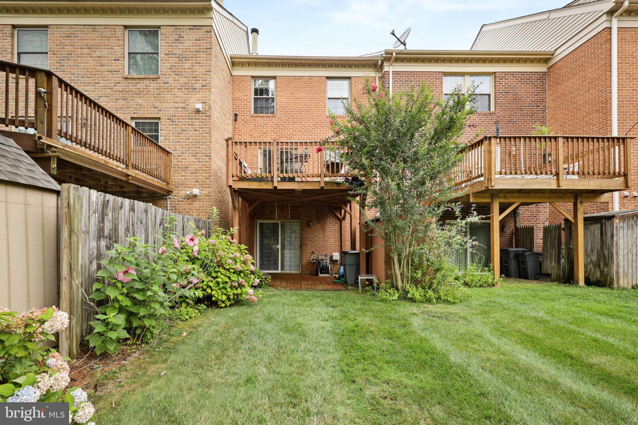 LOVETON FARMS - Residential