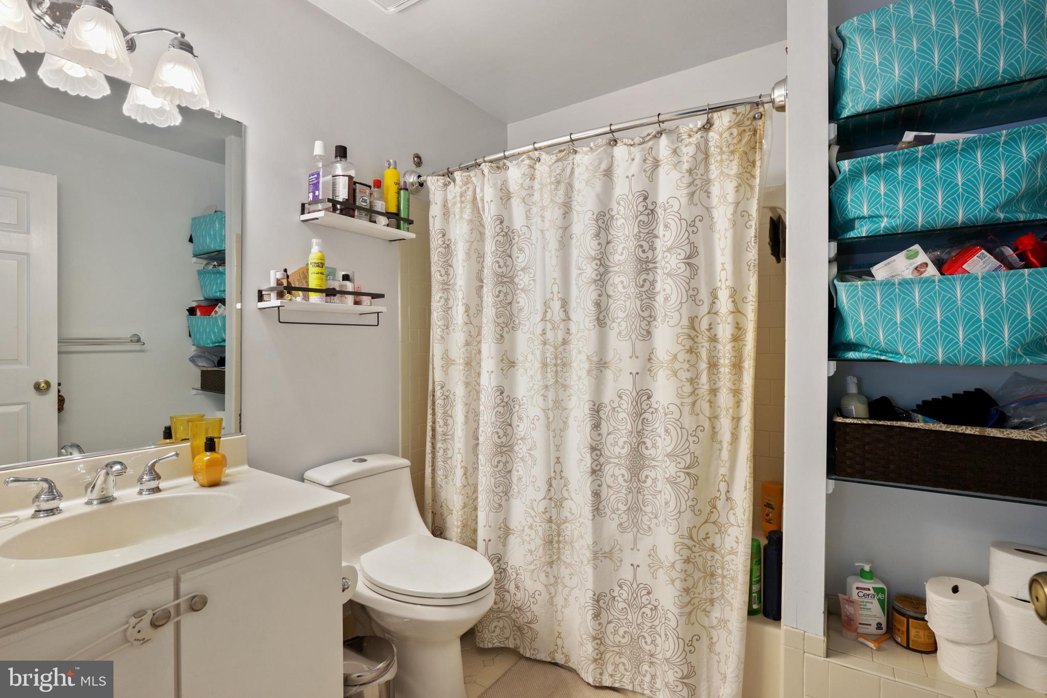 LOVETON FARMS - Residential