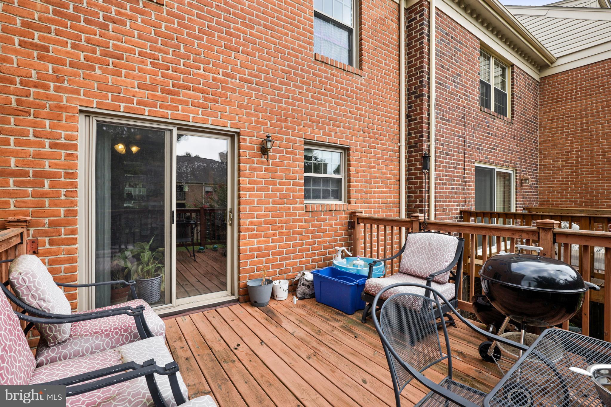 LOVETON FARMS - Residential