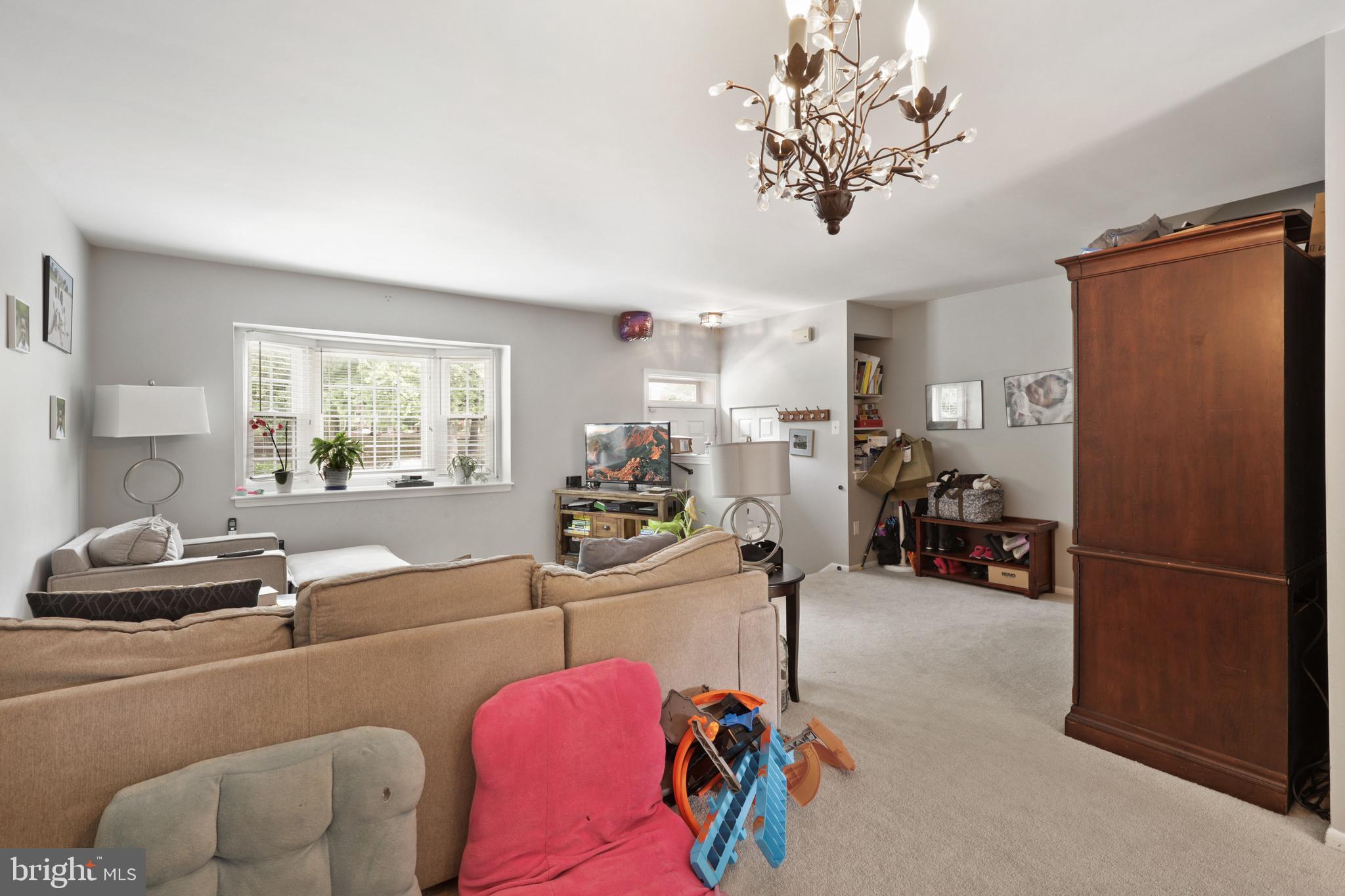 LOVETON FARMS - Residential