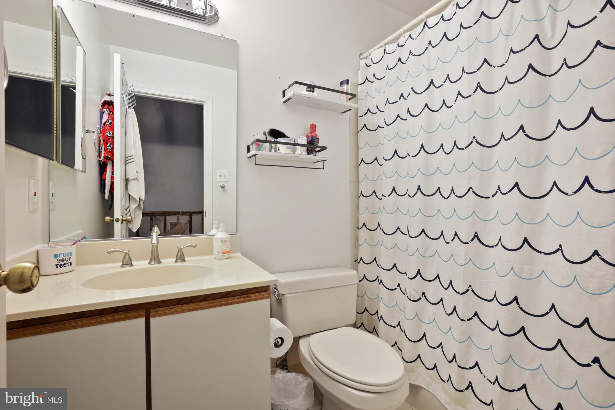 LOVETON FARMS - Residential