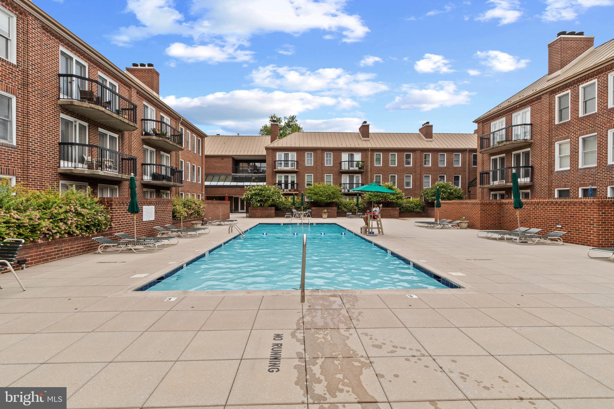 ST ASAPH SQUARE - Residential