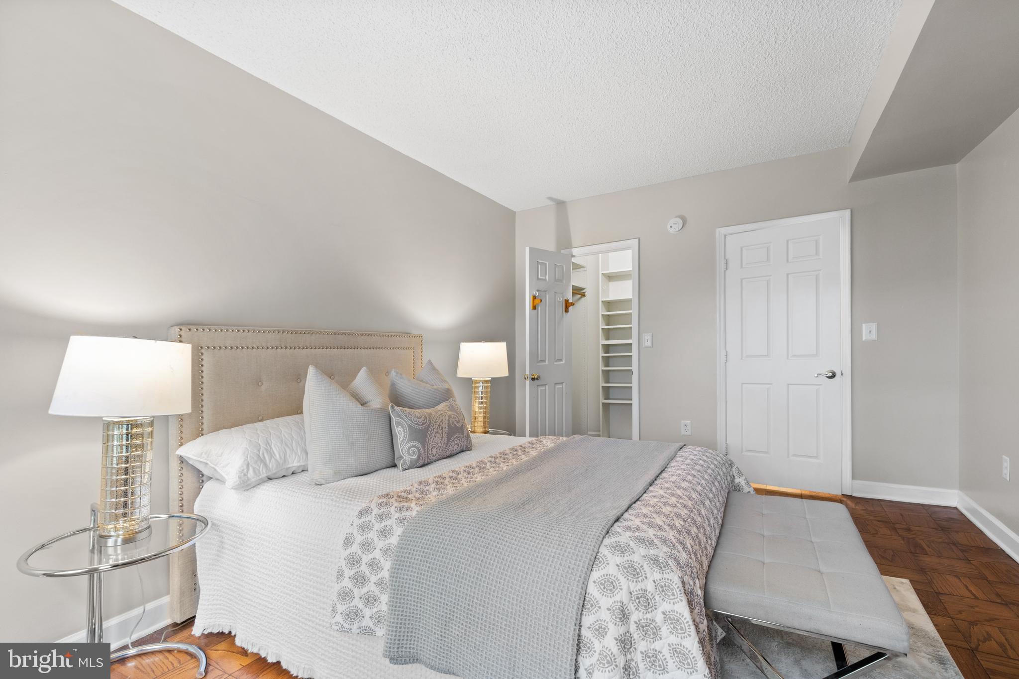 ST ASAPH SQUARE - Residential