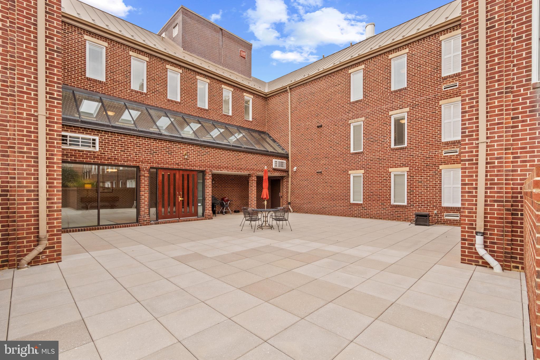 ST ASAPH SQUARE - Residential