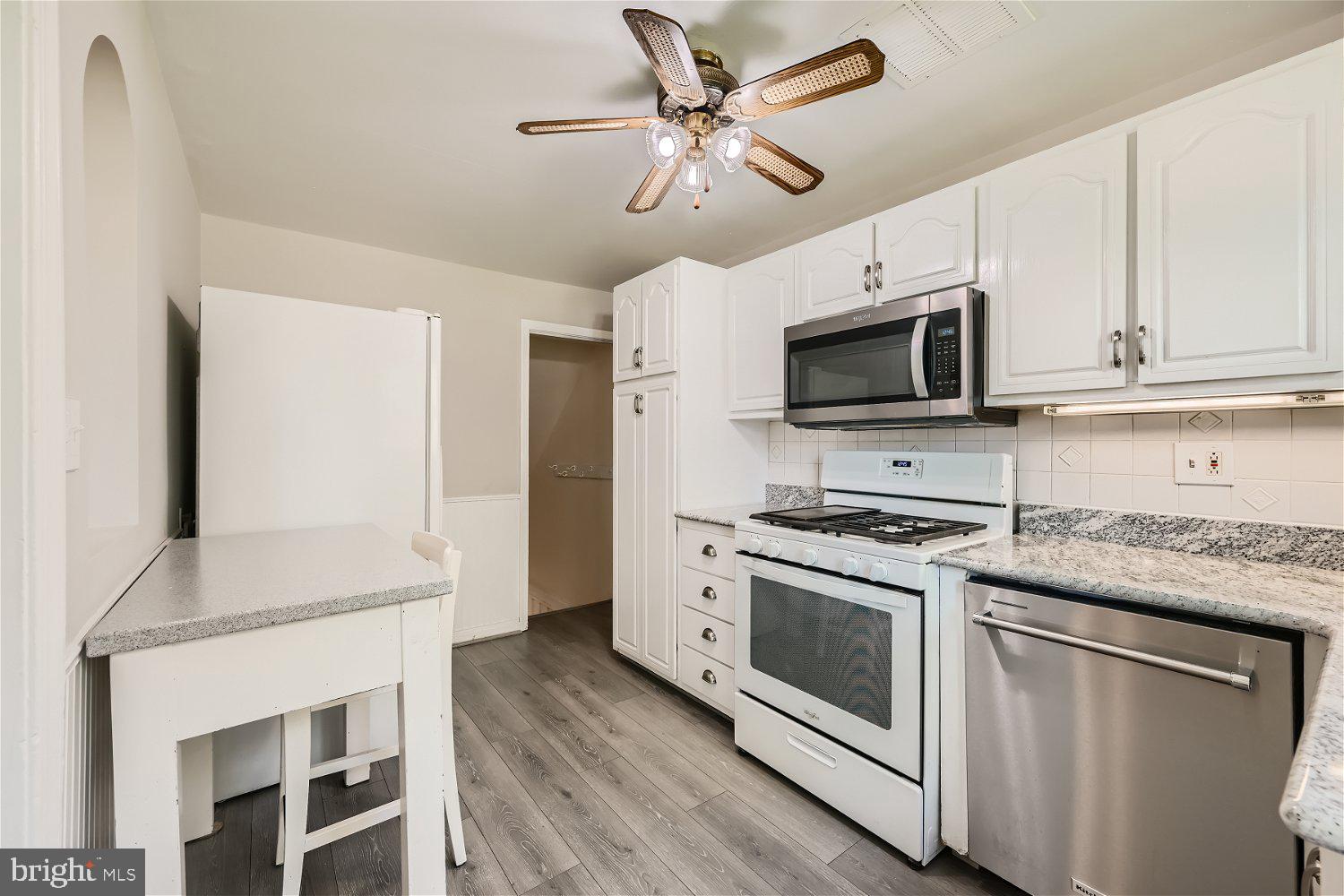 LOCH RAVEN MANOR - Residential