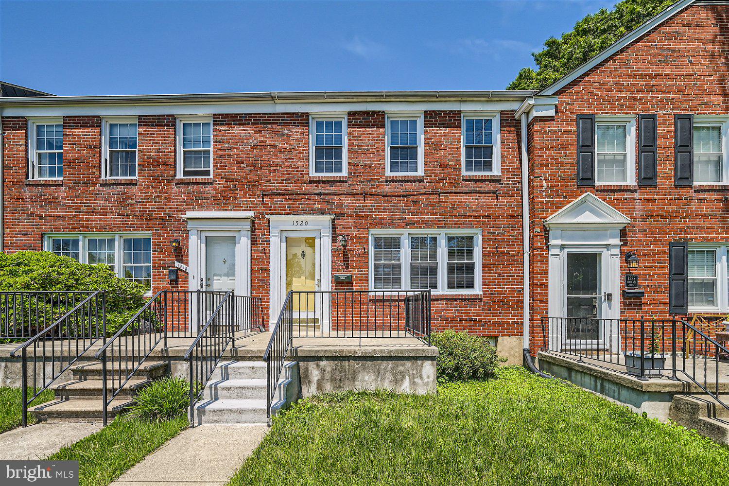 LOCH RAVEN MANOR - Residential