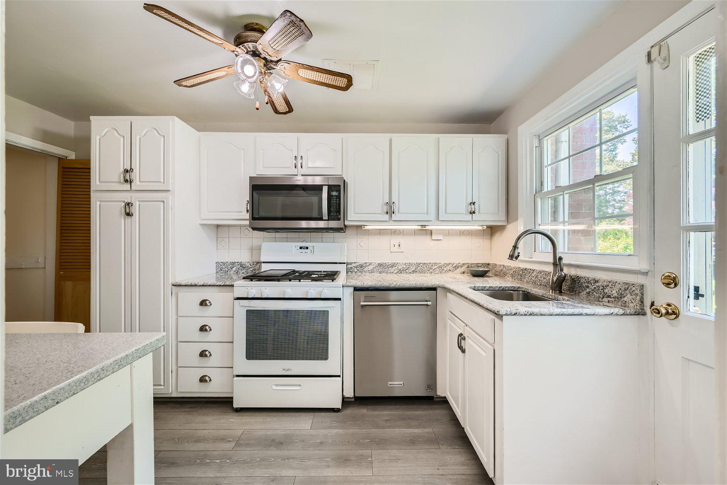 LOCH RAVEN MANOR - Residential