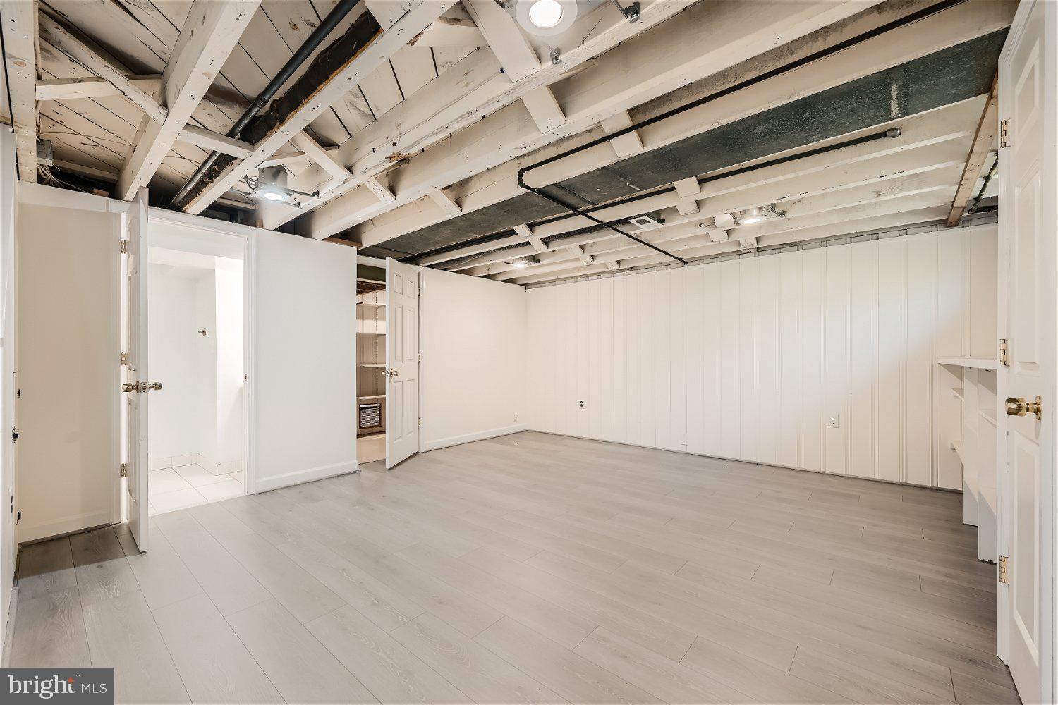 LOCH RAVEN MANOR - Residential