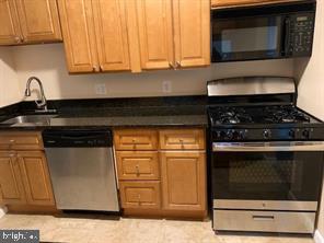 STONEGATE 03 - Residential Lease