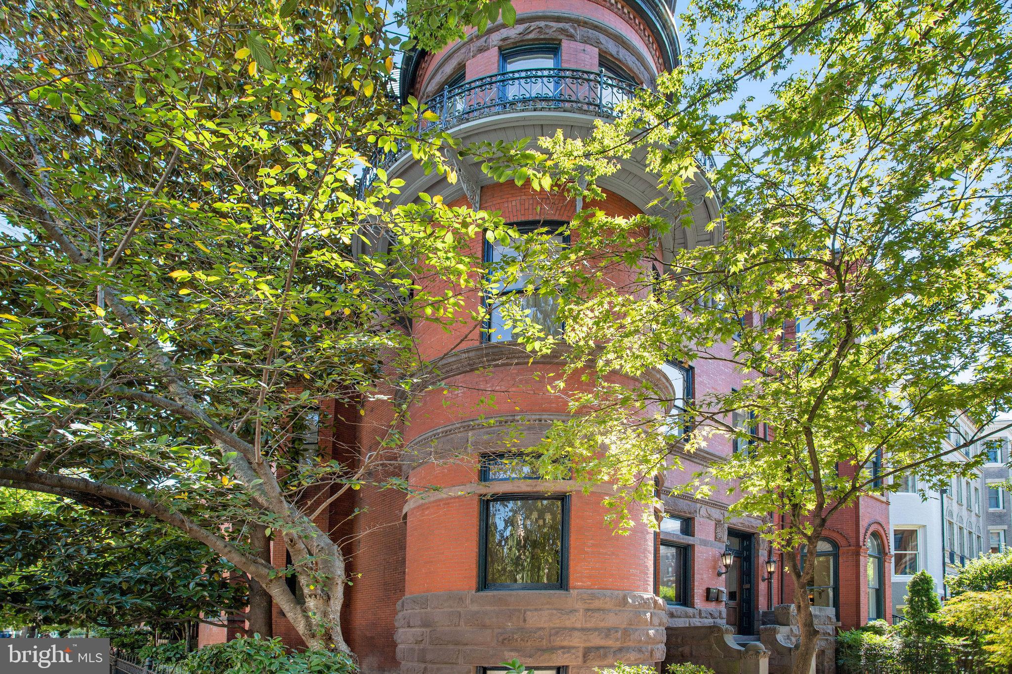 1633 16TH STREET NW