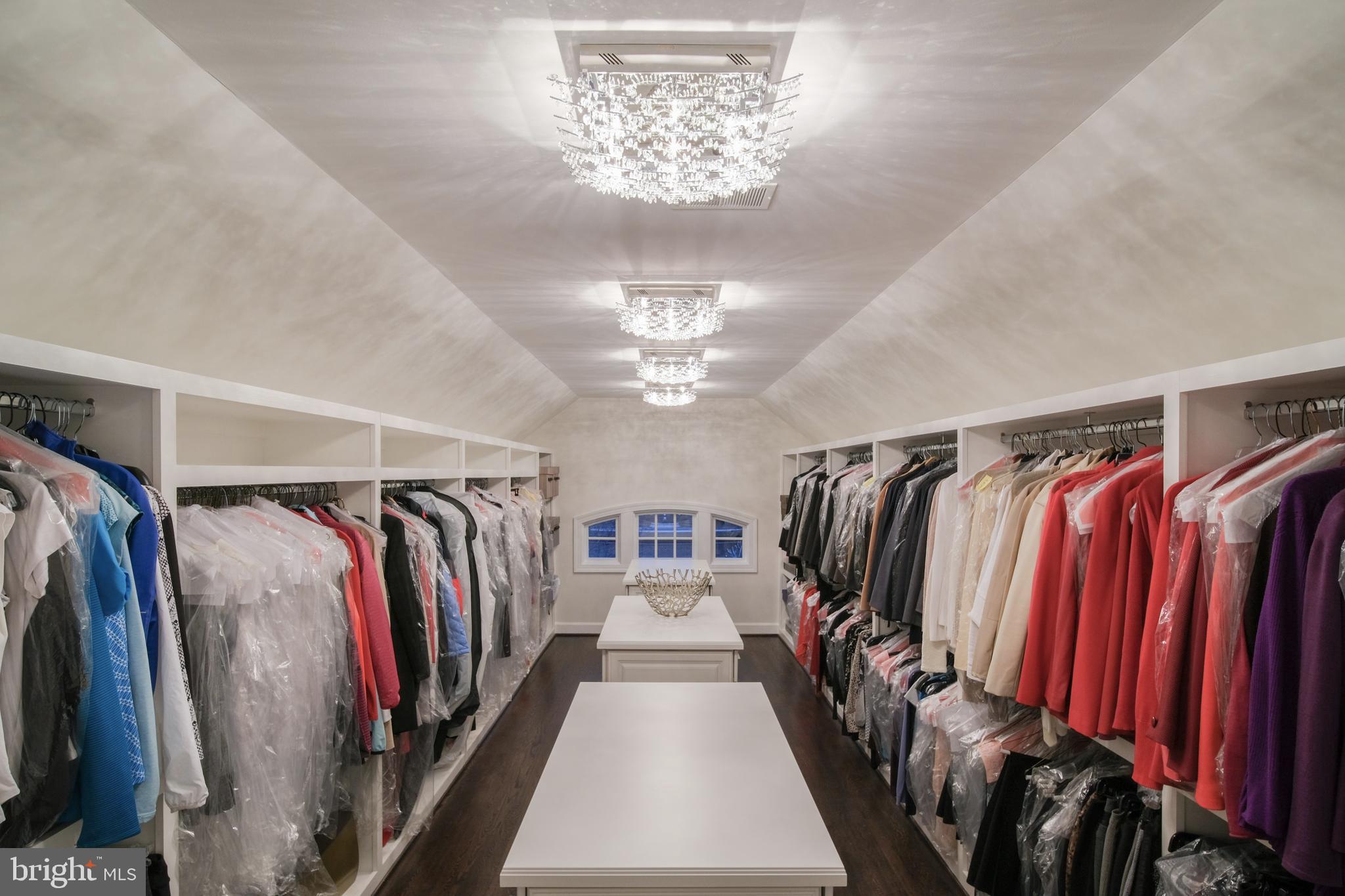 THE RESERVE - Residential