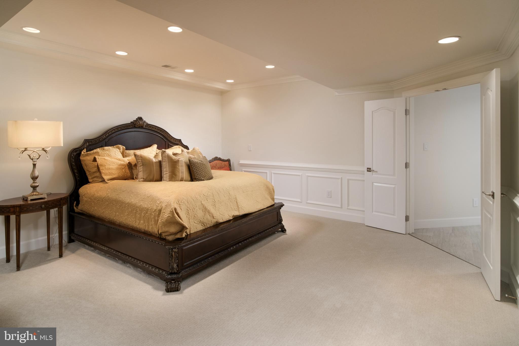 THE RESERVE - Residential