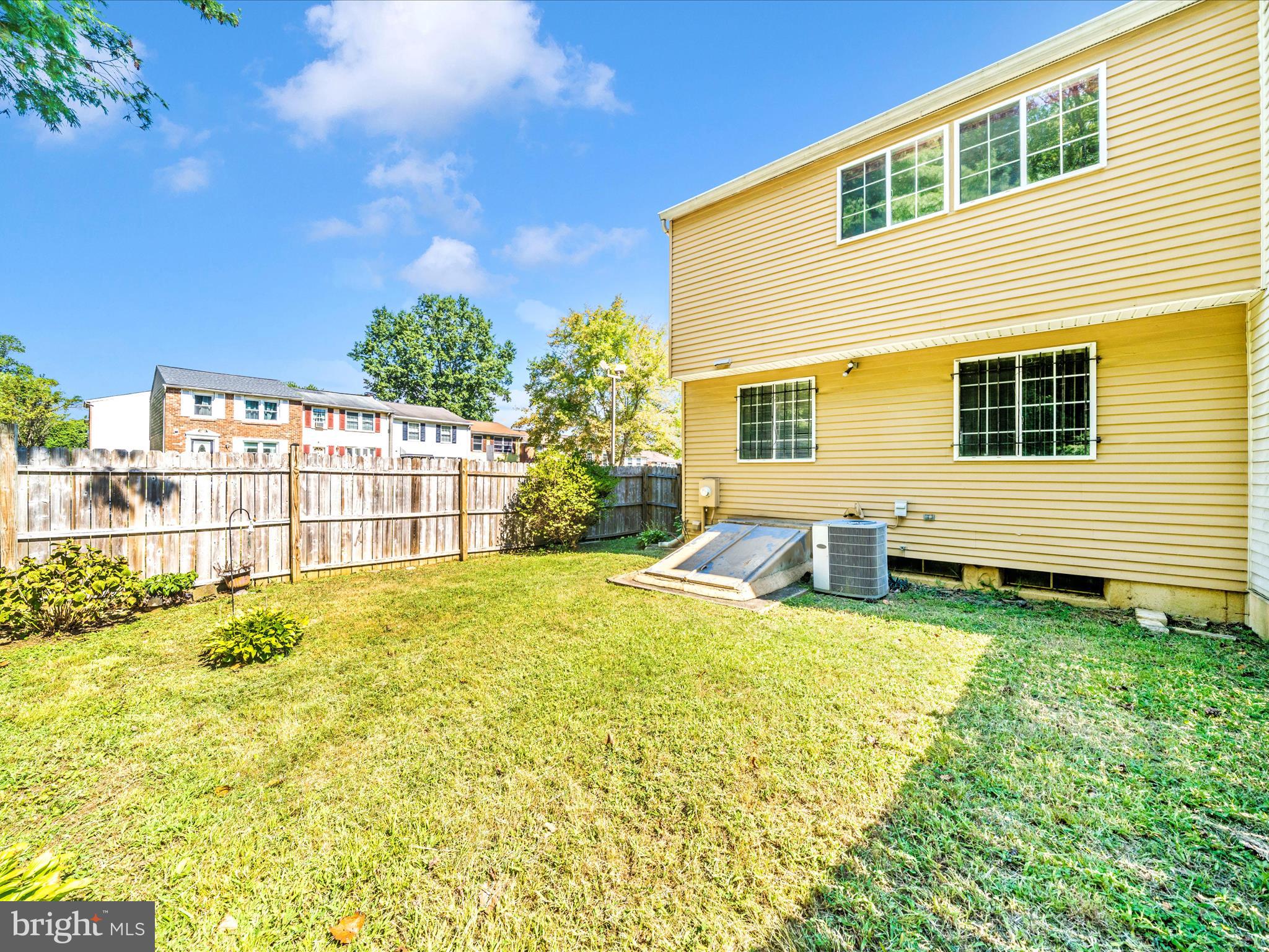 WESTHAMPTON TOWNHOUSES P - Residential