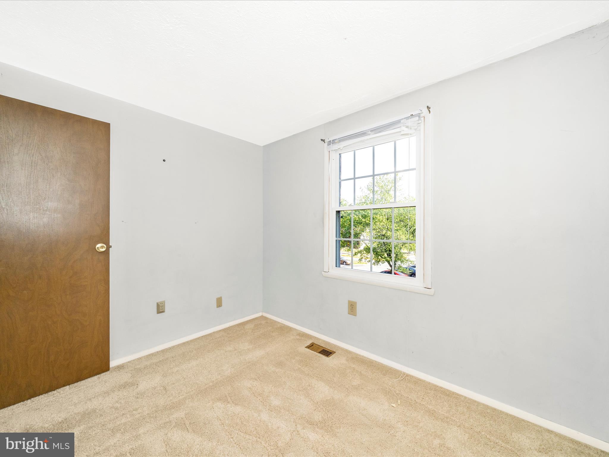 WESTHAMPTON TOWNHOUSES P - Residential