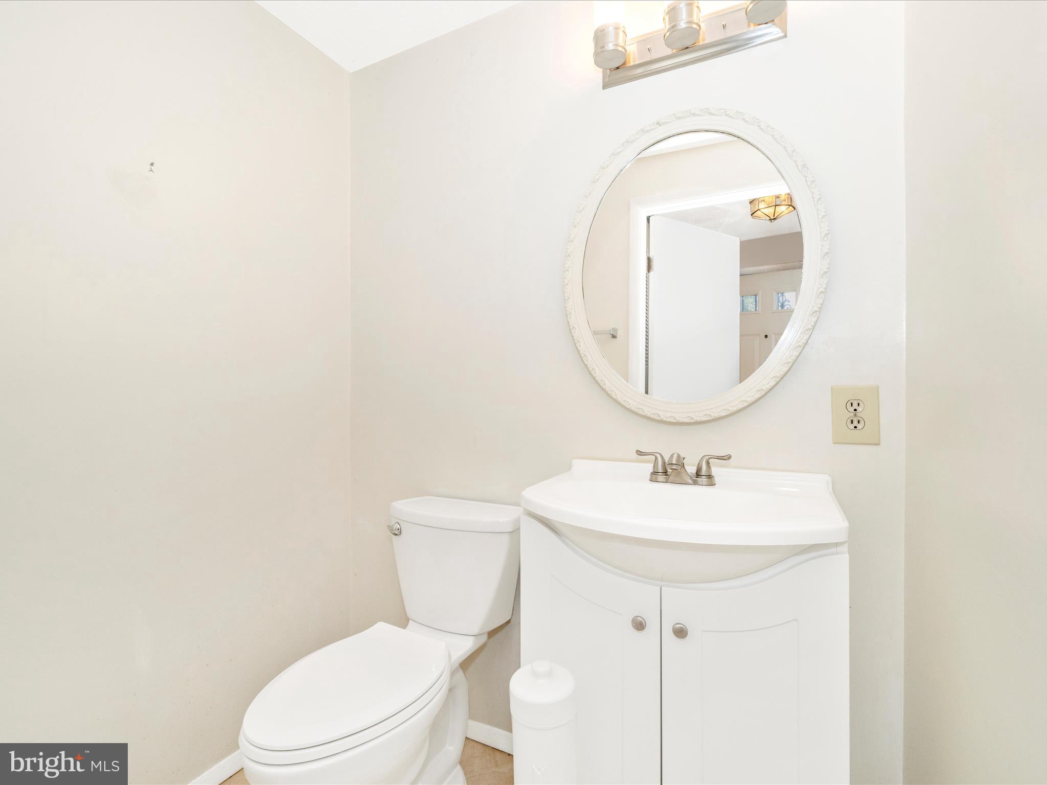 WESTHAMPTON TOWNHOUSES P - Residential