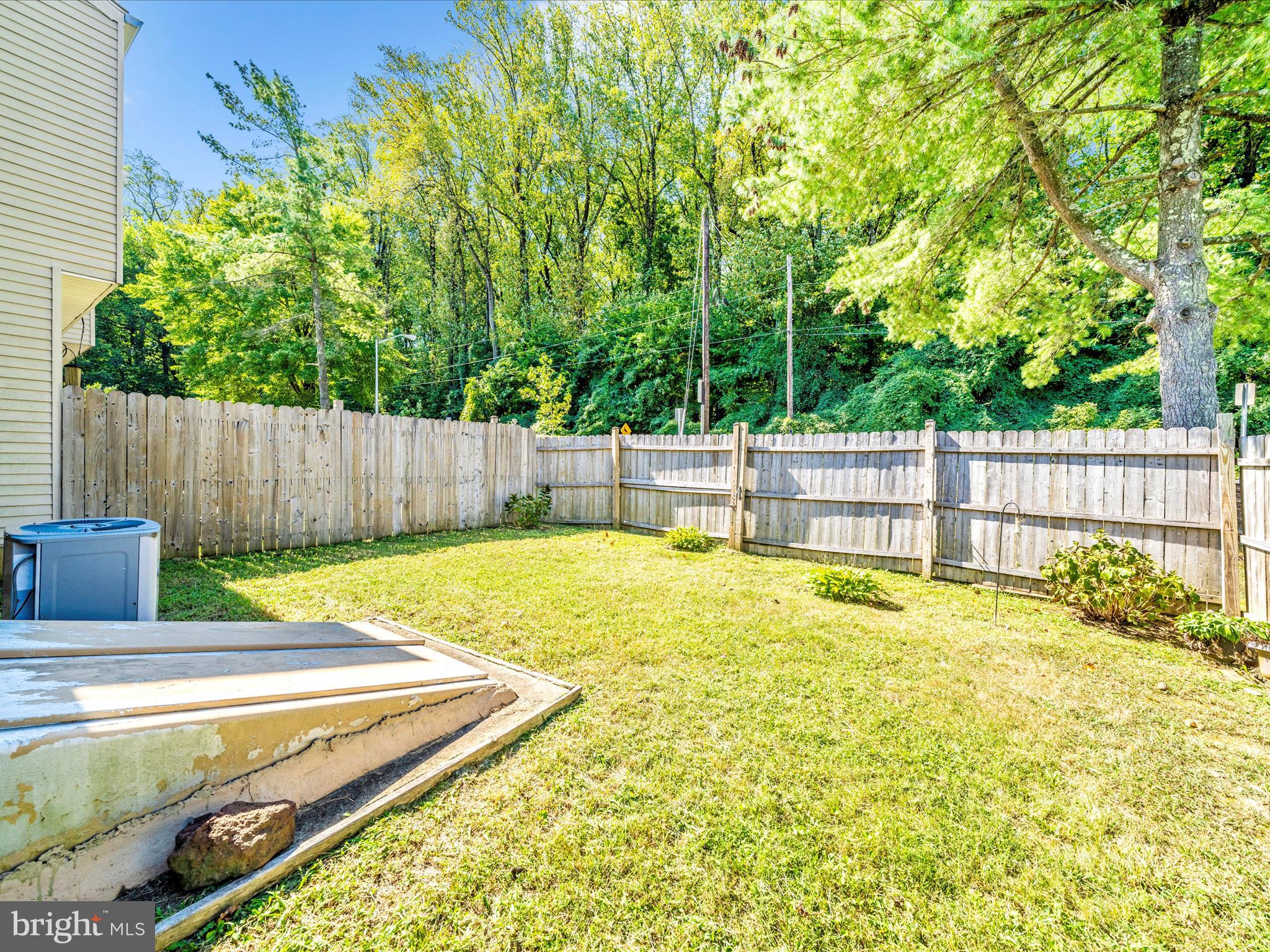 WESTHAMPTON TOWNHOUSES P - Residential