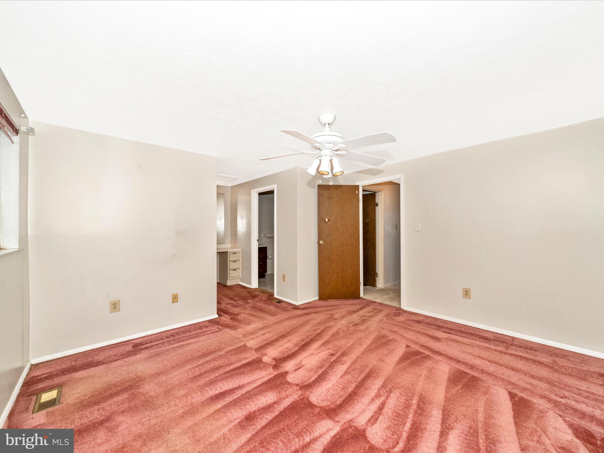 WESTHAMPTON TOWNHOUSES P - Residential