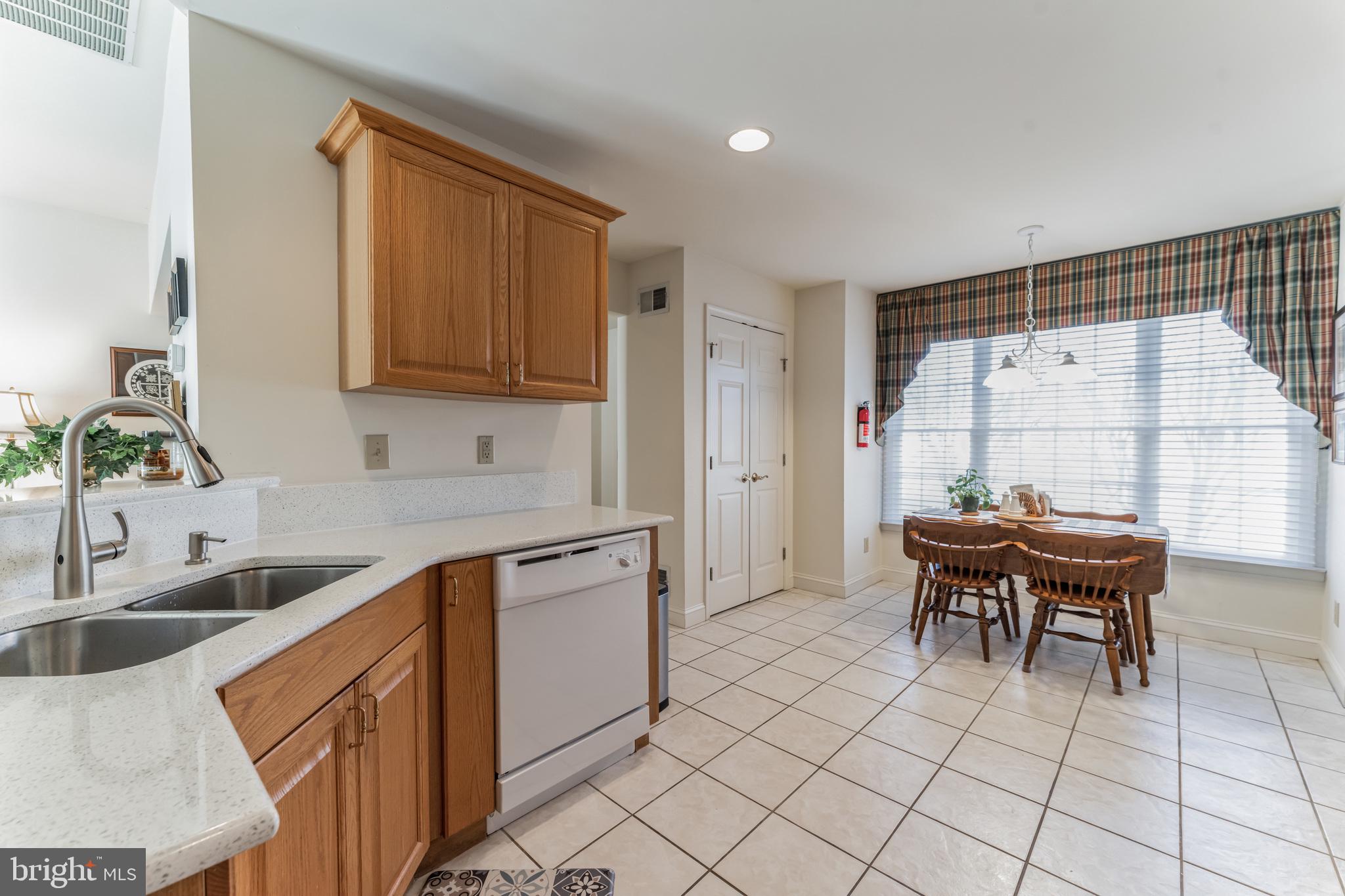 3 FRINGE TREE COURT