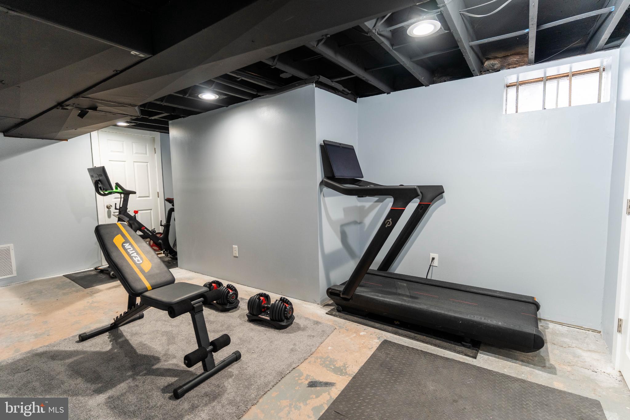 VALLEY WOODS - Residential