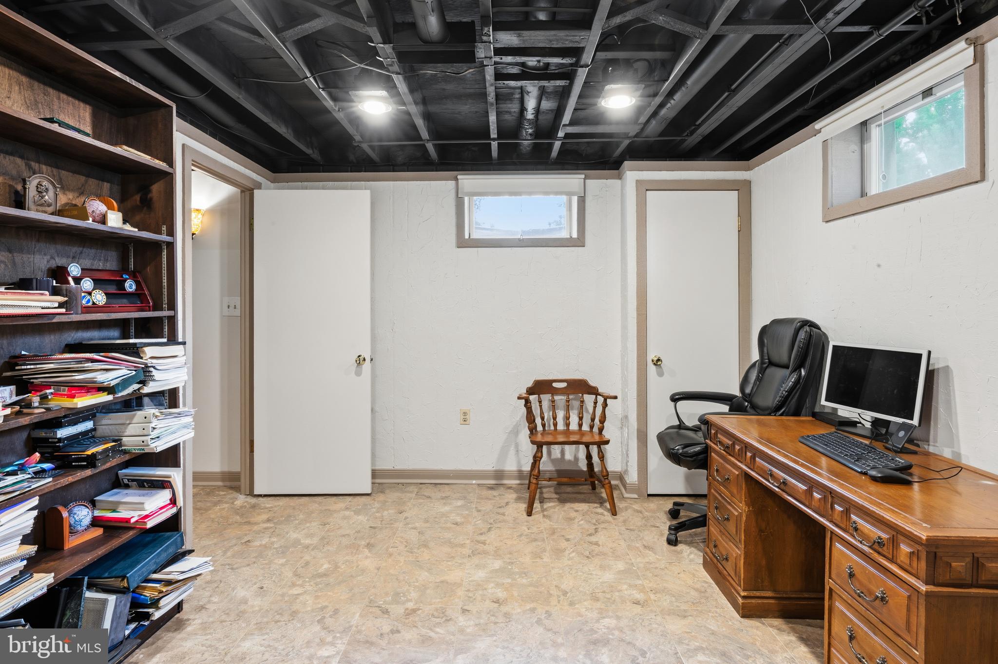 BEAVERBROOK - Residential